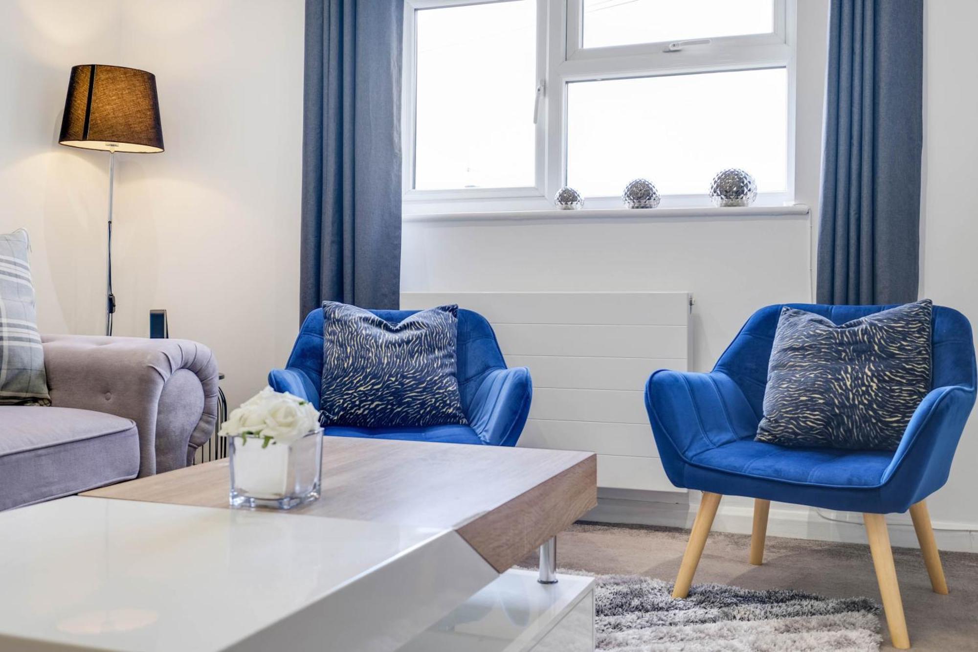 Hanwell 2 Bedroom Maisonette By 360stays * Londres