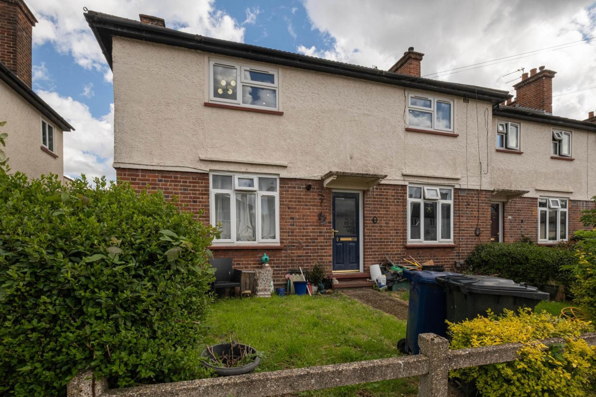 Hanwell 2 Bedroom Maisonette By 360stays Appartement Londres