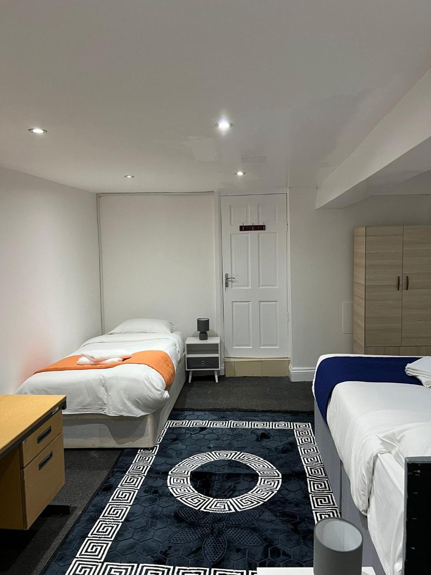 Starlet Manor Park Apartamento Londres