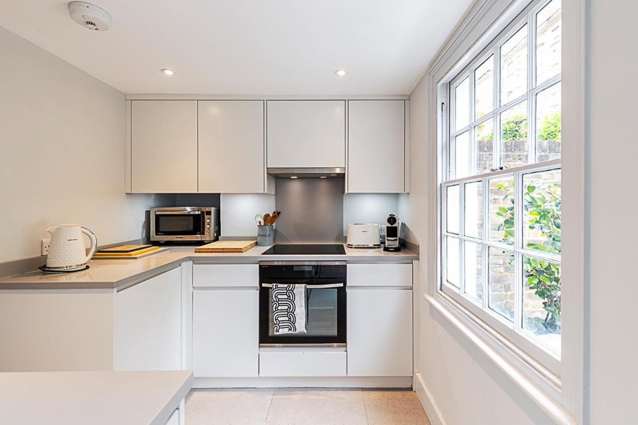 Renovated Historic & Garden In Enclave * Londres
