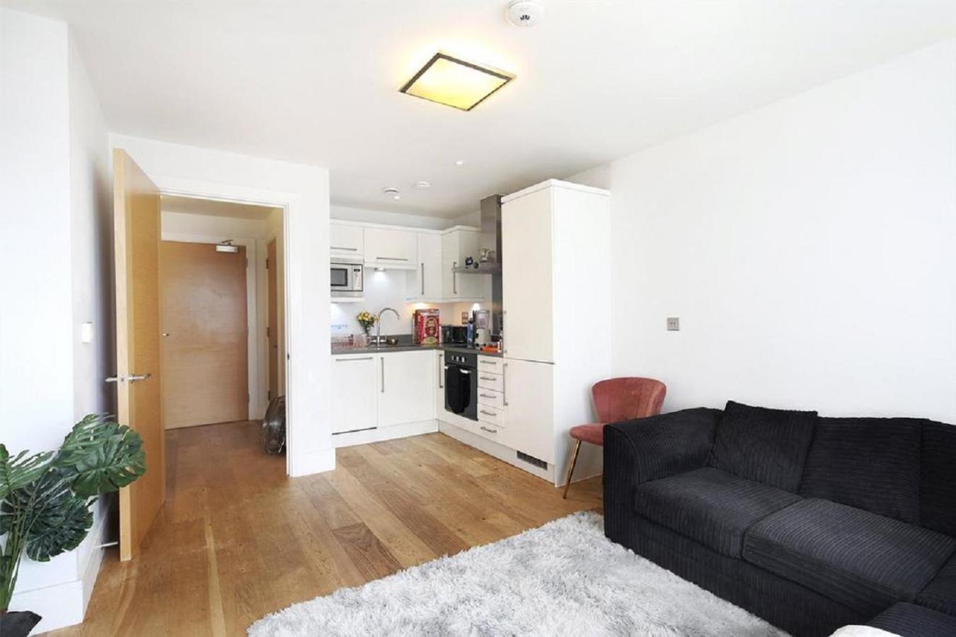 Apartamento Exquisite One Bed With View And Near Tube *