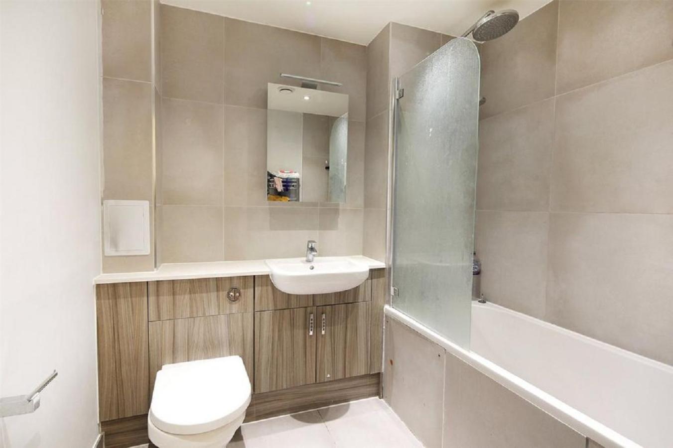 Apartamento Exquisite One Bed With View And Near Tube