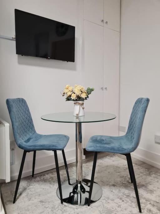 Apartamento Stylish And Spacious 1 Bedroom Kensal Tube 1a Londres