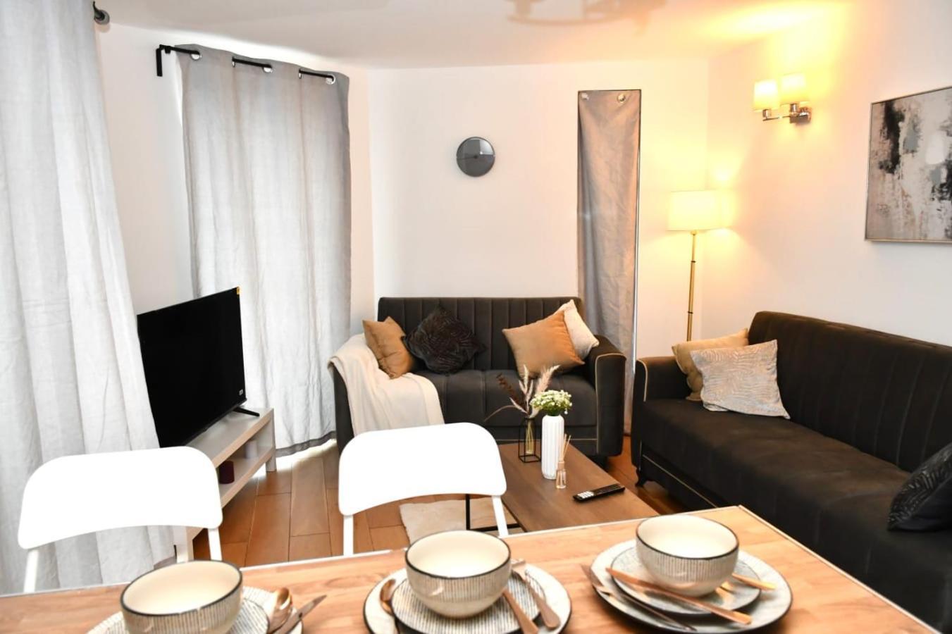 Appartement Spacious 2bedroom In Airport Londres