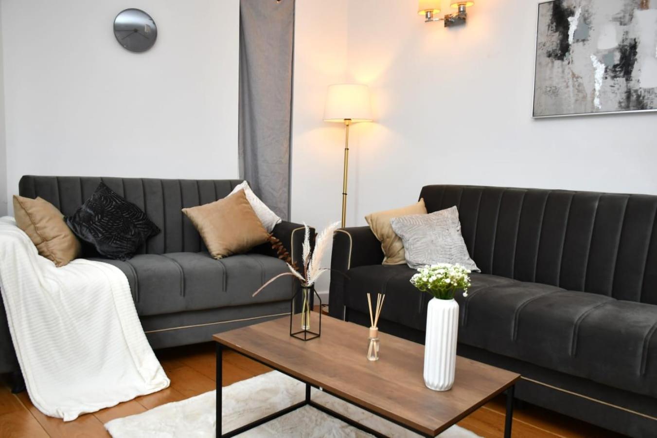 Spacious 2bedroom In Airport Appartement Londres