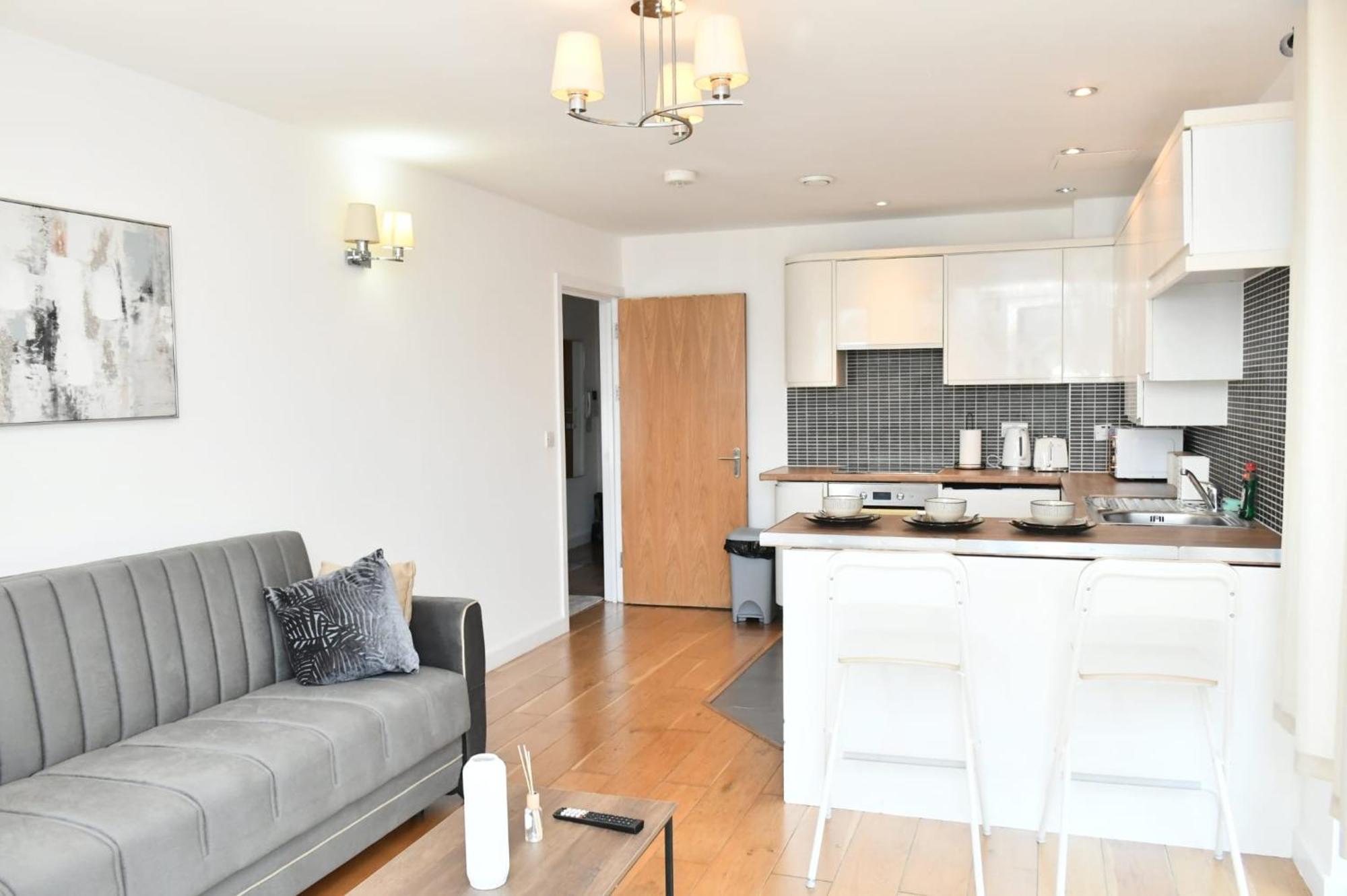 Spacious 2bedroom In Airport Londres