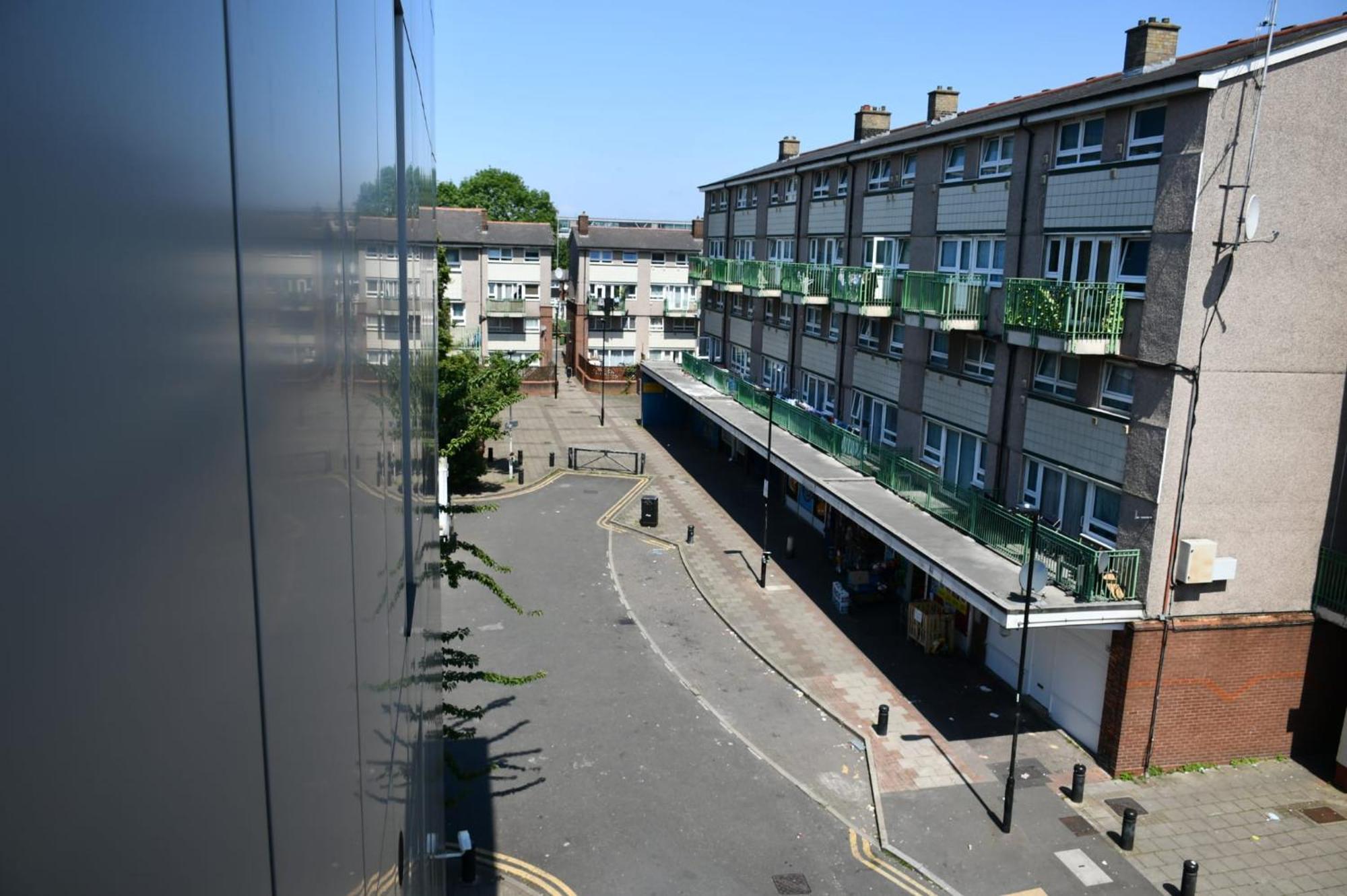 Spacious 2bedroom In Airport