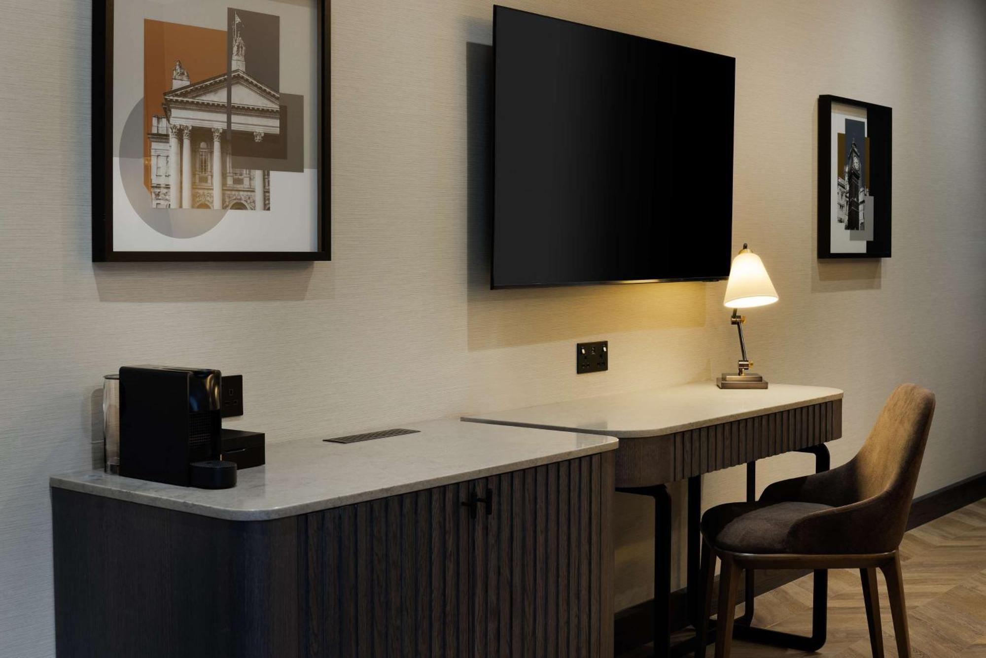Doubletree By Hilton Victoria Hotel Londen