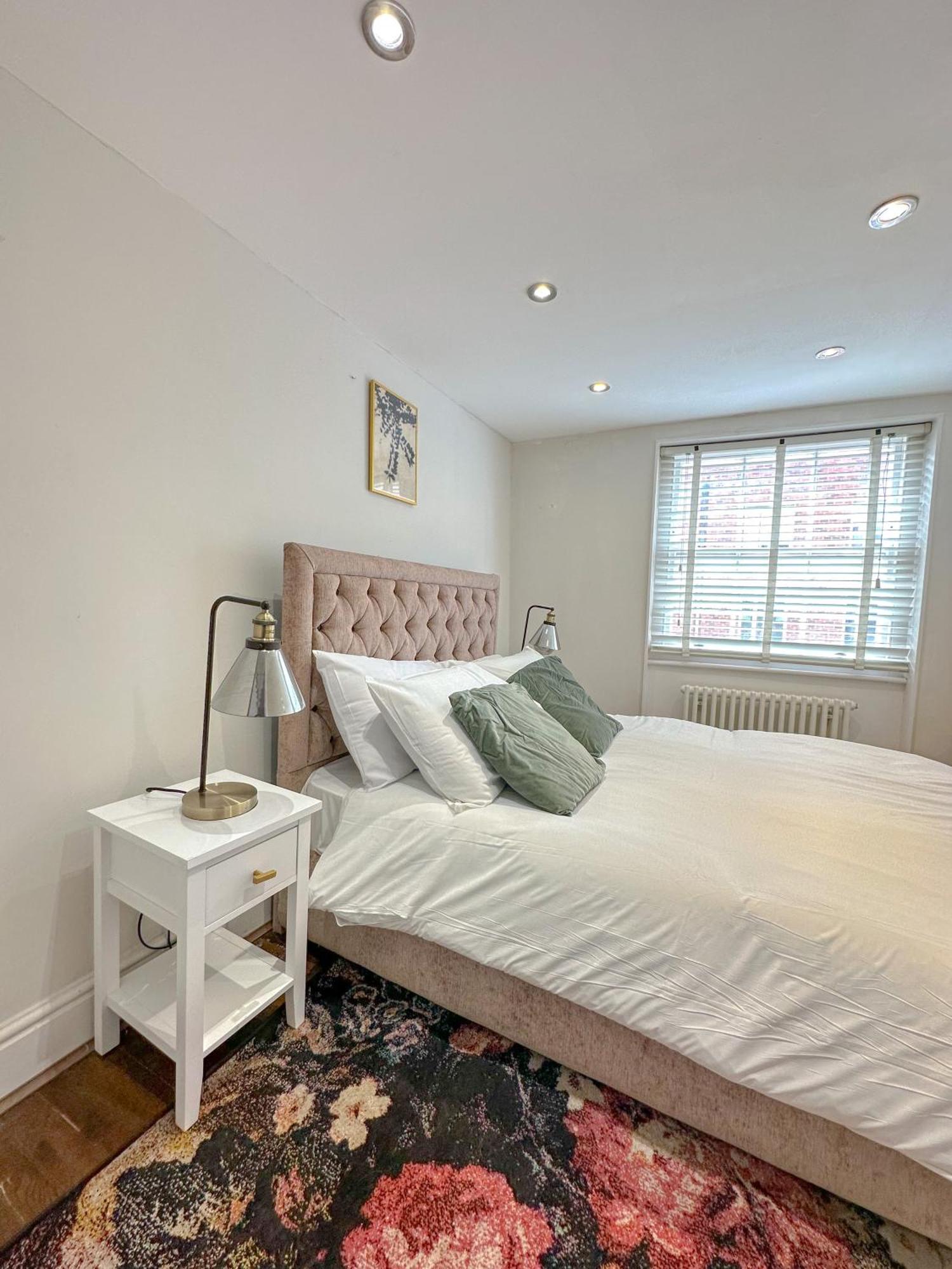 Bloomsbury Residences *