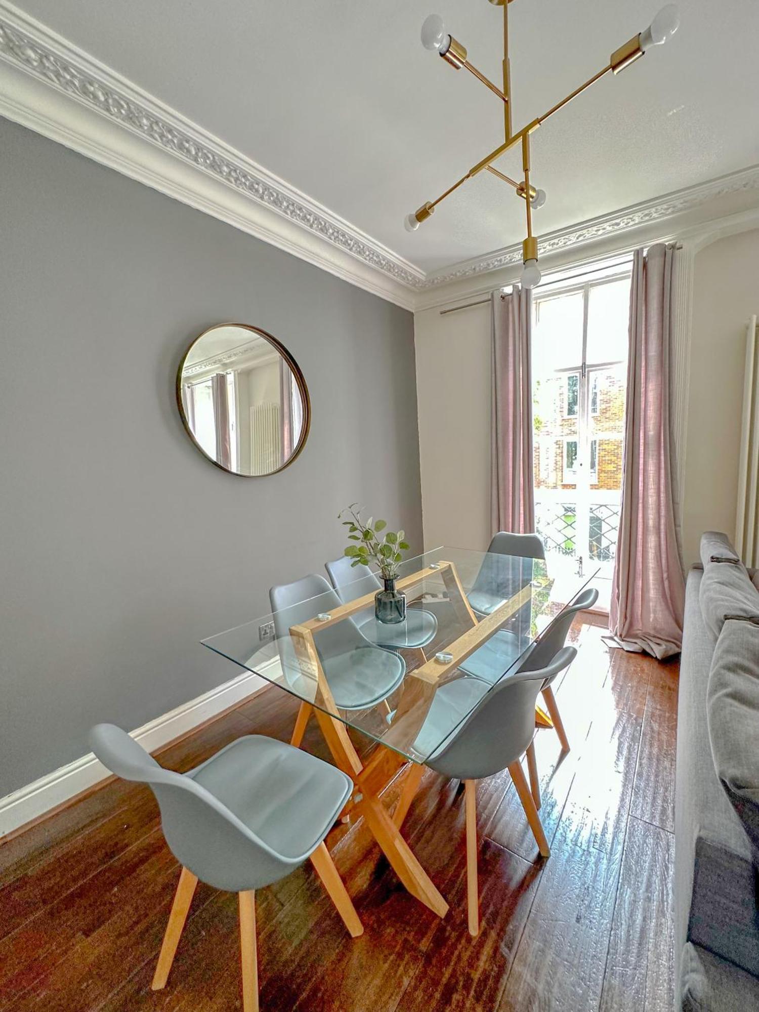 Bloomsbury Residences *