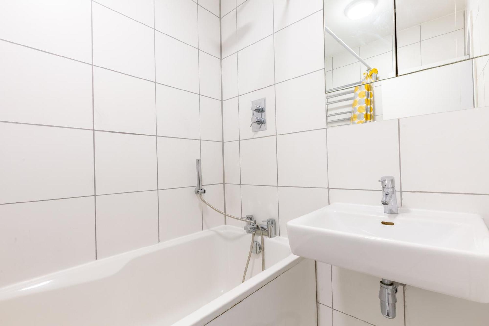 Appartement Unique Spacious Central 3 Bedroom With Rooftop Terrace *