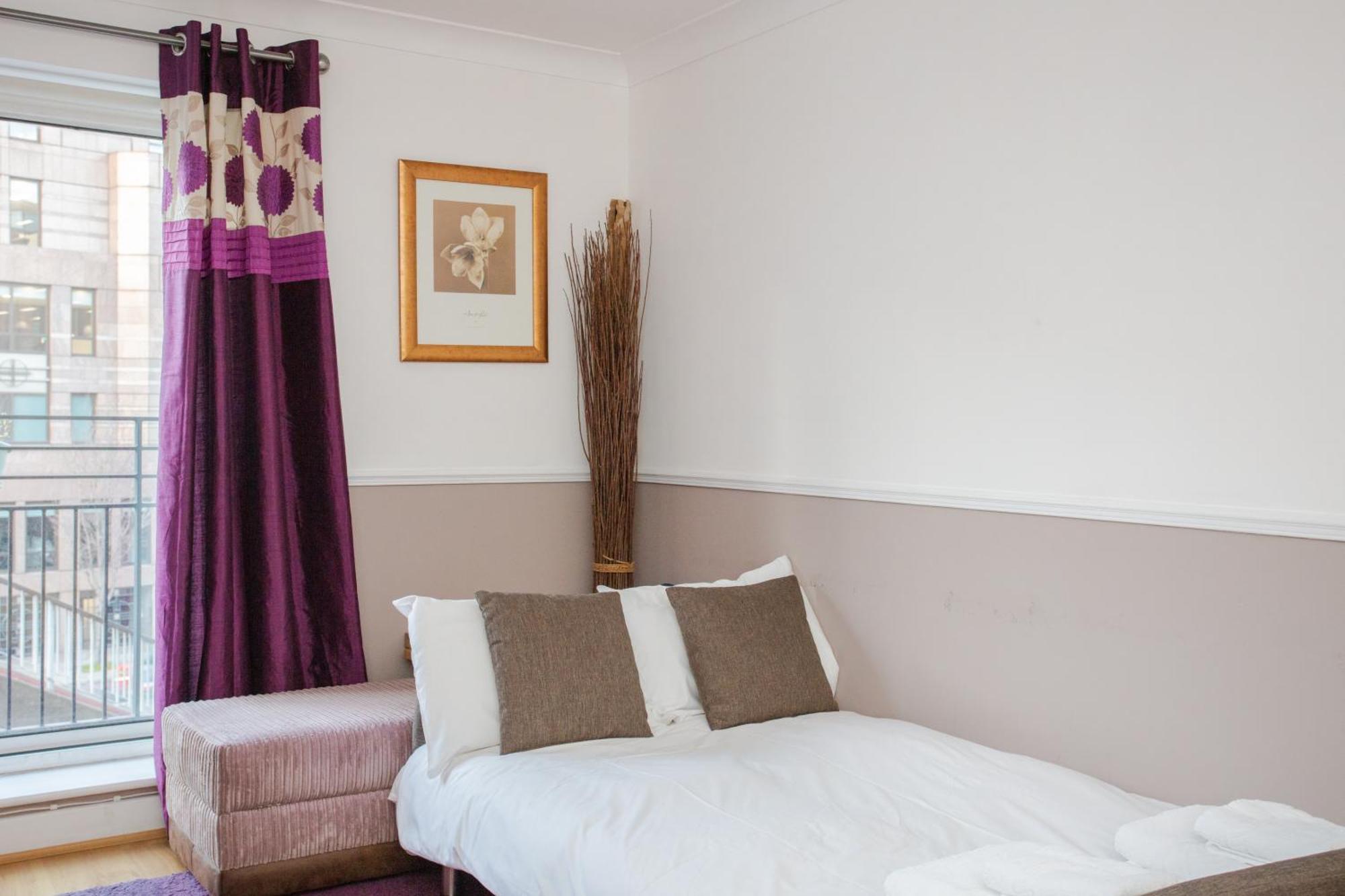1 Bedroom On The Riverbank Near St Paul's