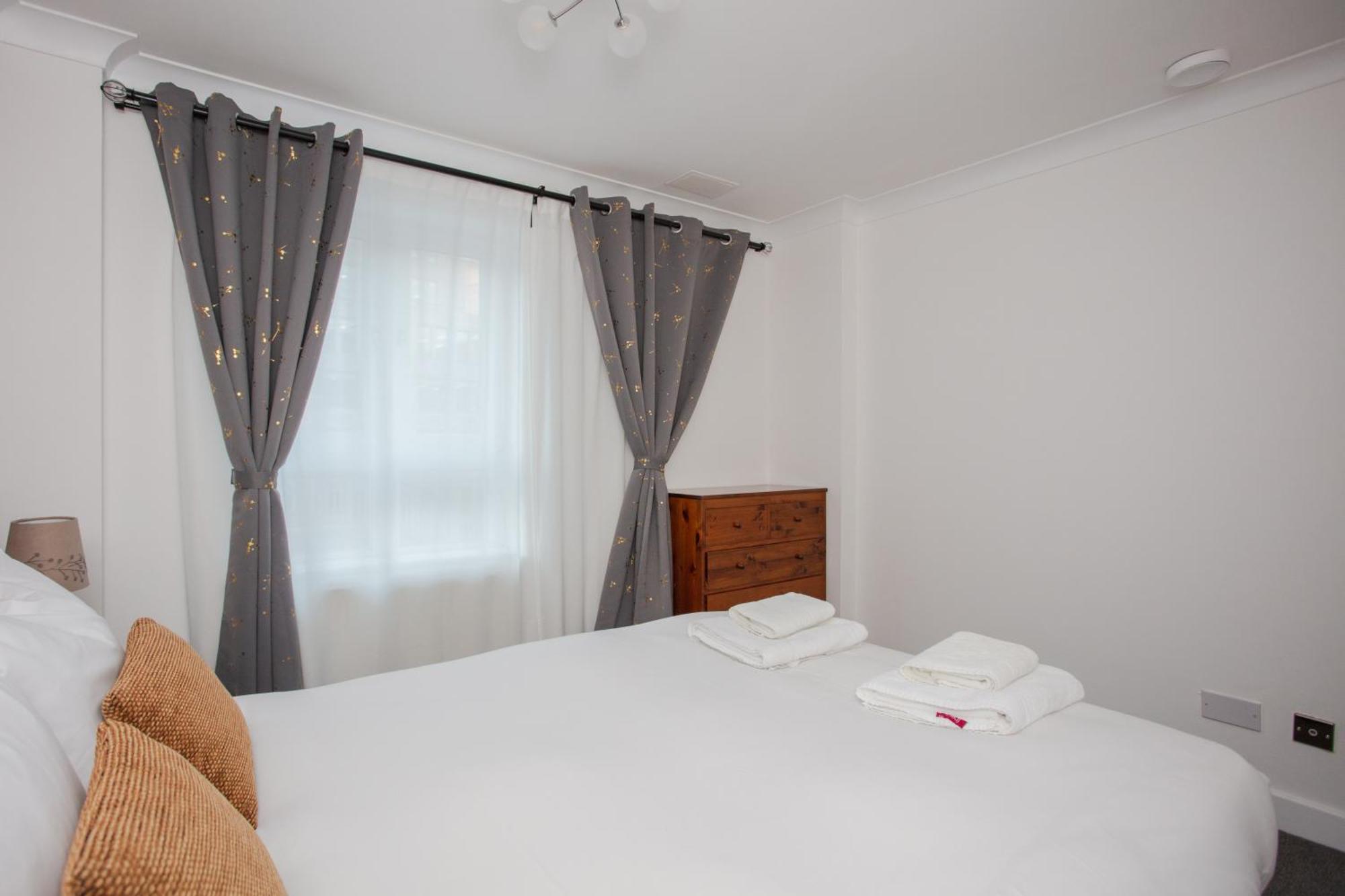 1 Bedroom On The Riverbank Near St Paul's Londres