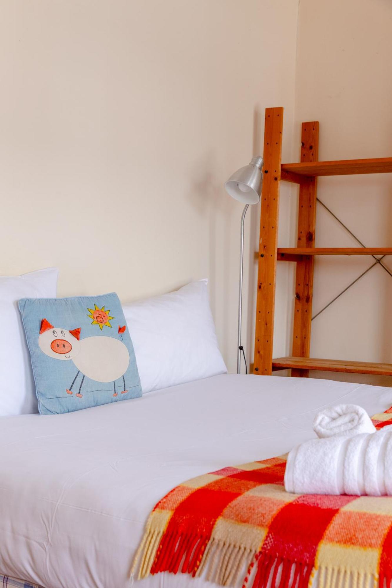 Lovely Victorian Flat For 6 In Stoke Newington Londen