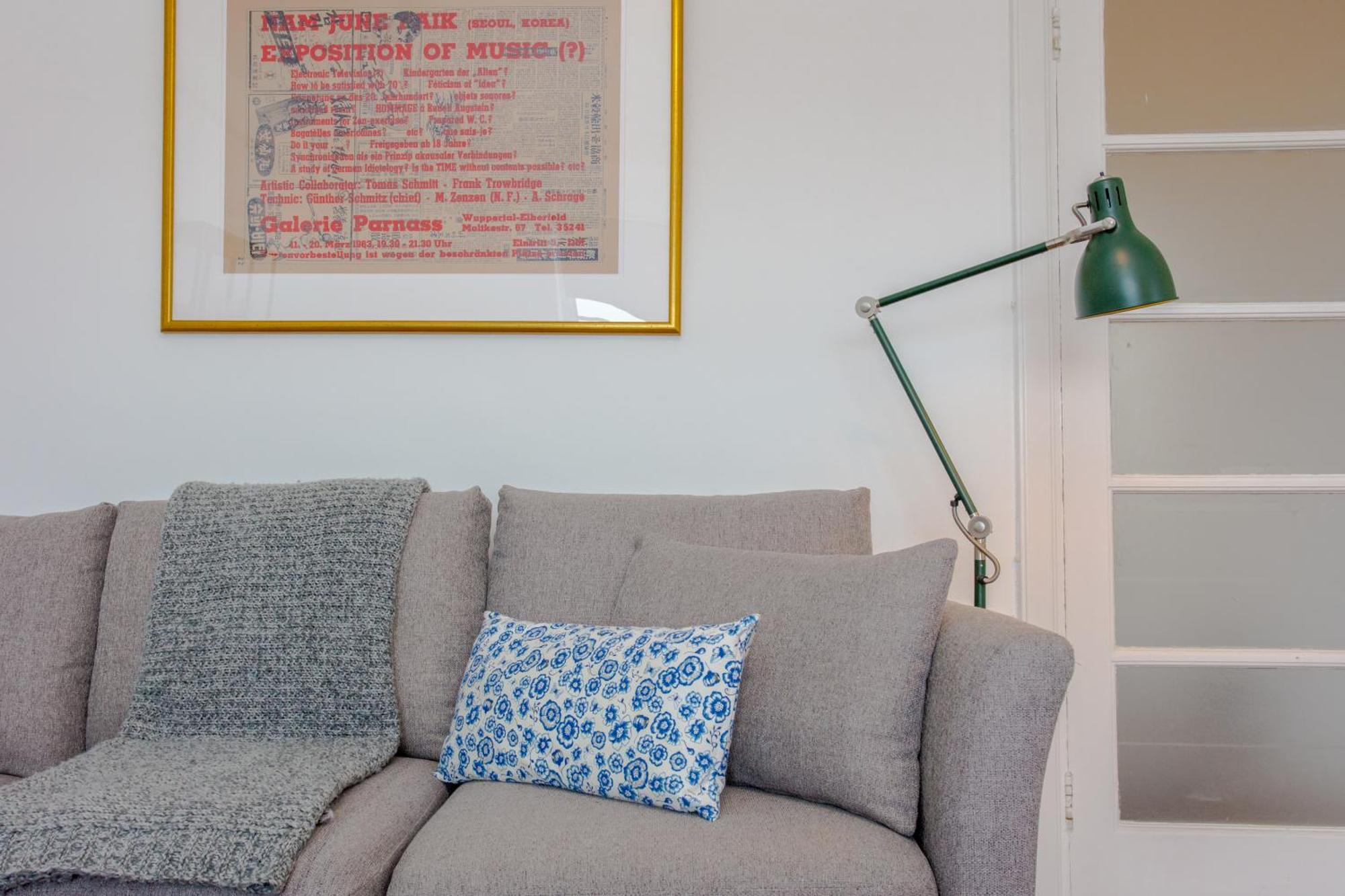 Contemporary 2 Bedroom Flat In Bayswater *