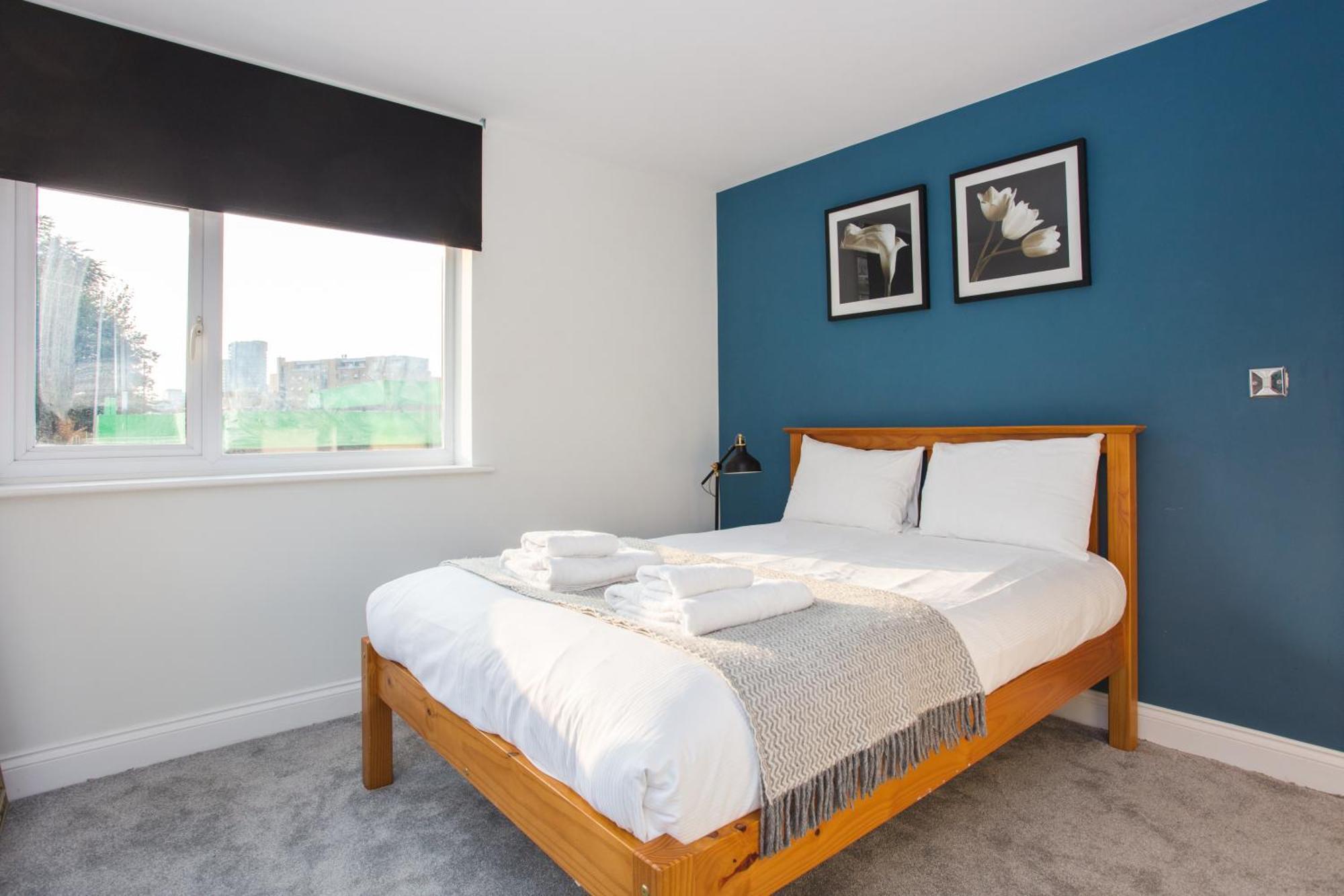 Lovely 2 Bedroom Flat Near Whitechapel Station Londres