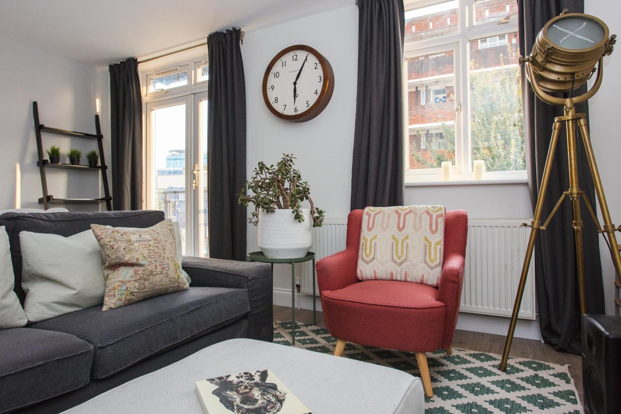 Lovely 2 Bedroom Flat Near Whitechapel Station Apartamento