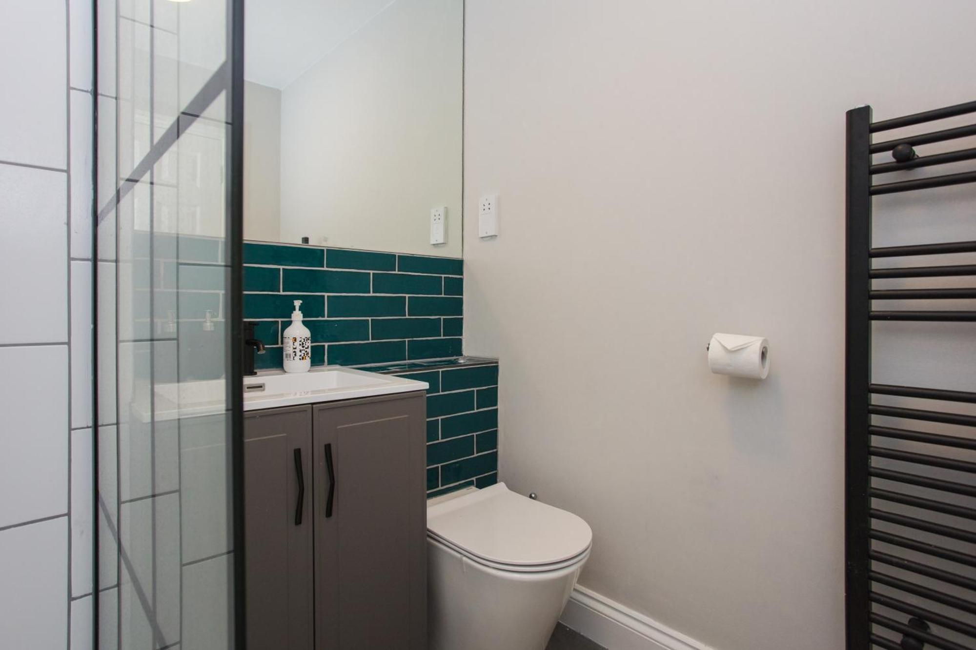 Lovely 2 Bedroom Flat Near Whitechapel Station Apartamento Londres