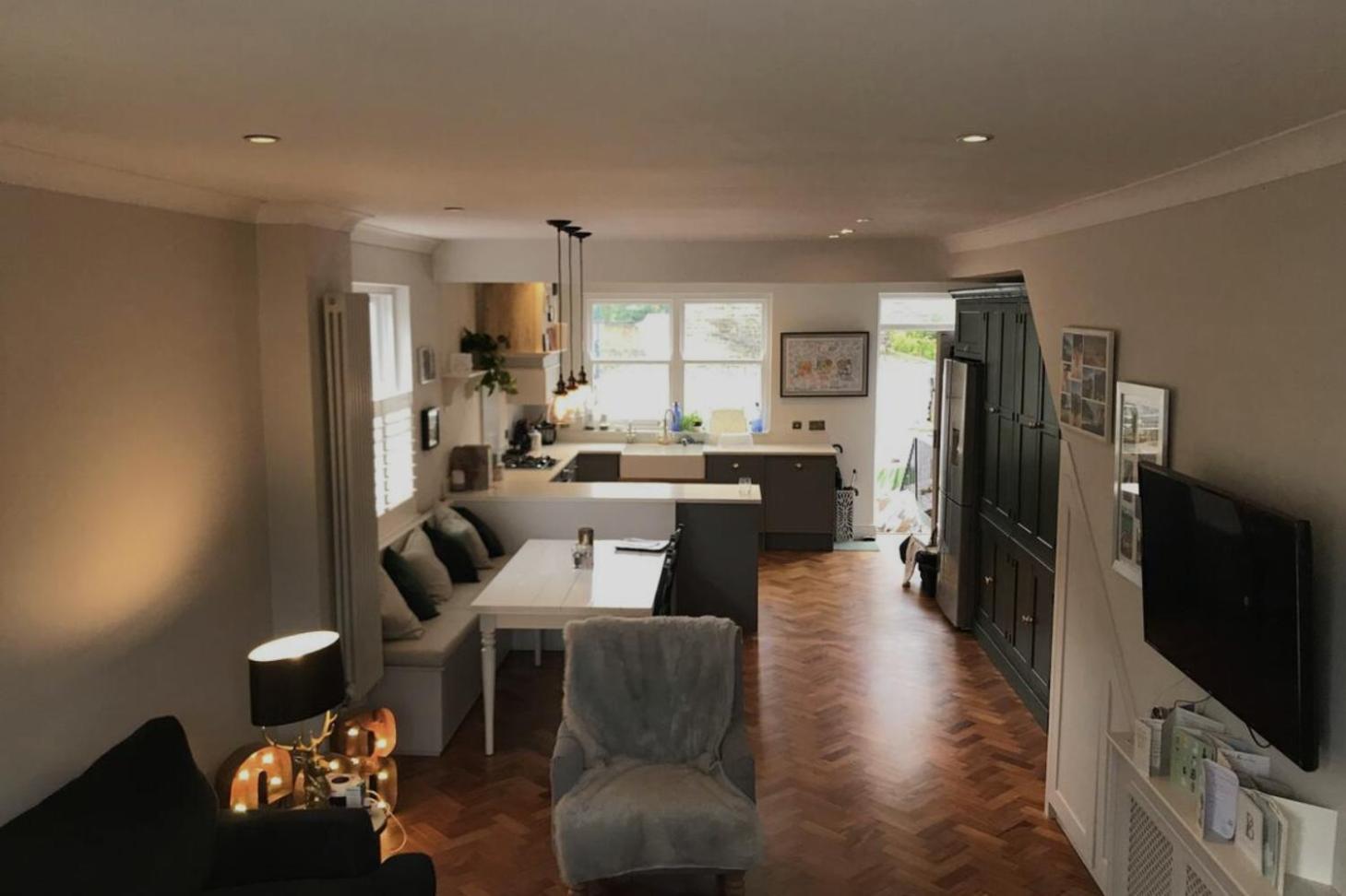 Newly Refurbished 4 Bedroom House In East *