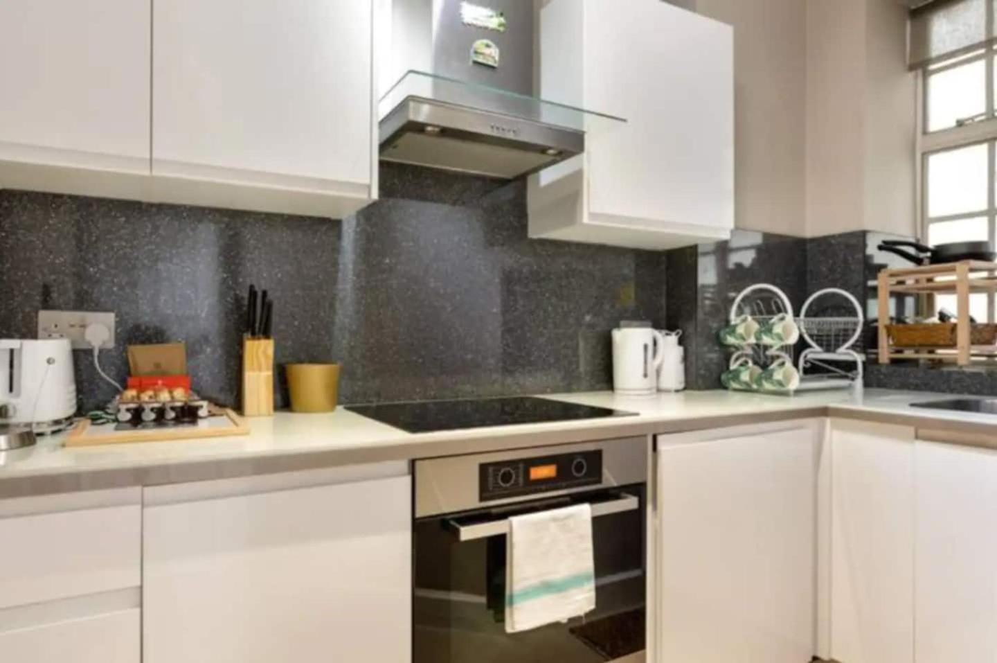 Apartamento Modern 2 Bedroom In Marble Arch Londres
