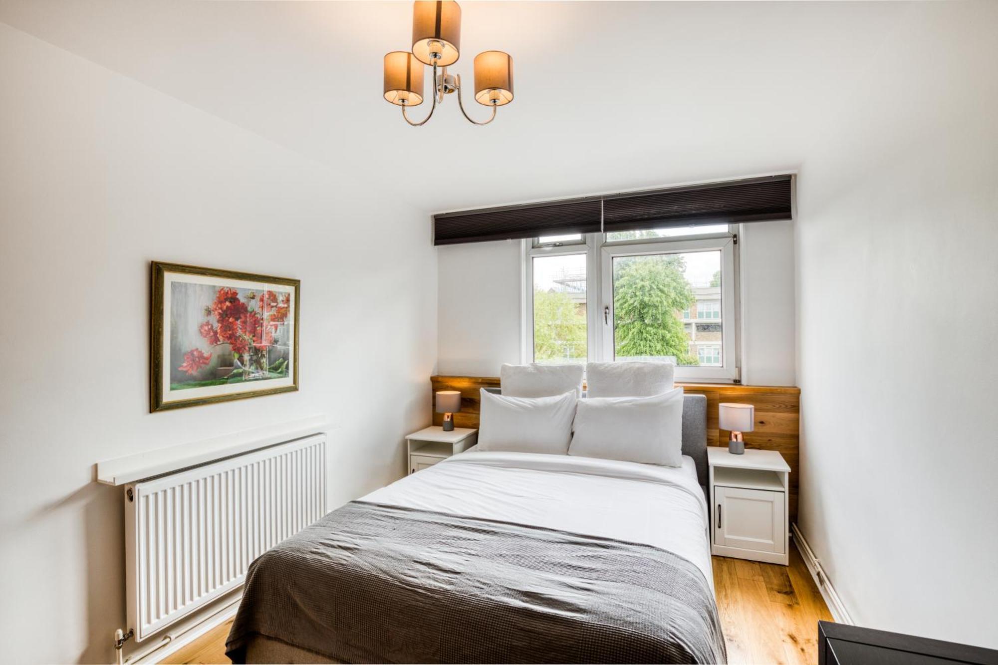Homely 4 Bedroom House In Brixton Appartement