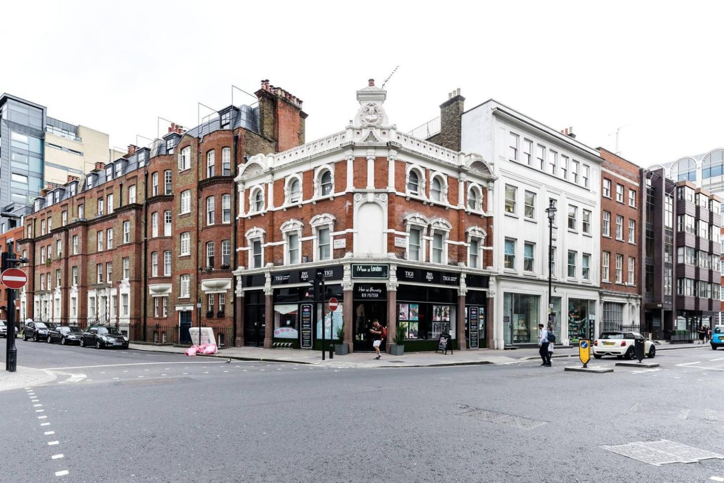Stylish 1 Bedroom In Amazing Soho Location Londres