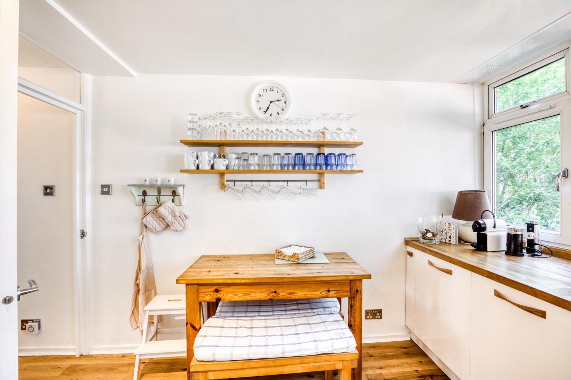 Appartement Homely 4 Bedroom House In Brixton *
