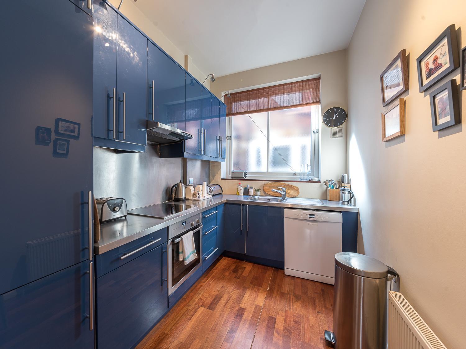 Homely 2 Bedroom Victorian In Hampstead Londres