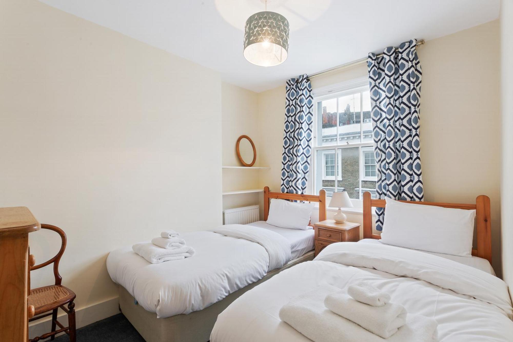 Cosy 2 Bedroom Flat In Pimlico 10 Minutes To Station Londres