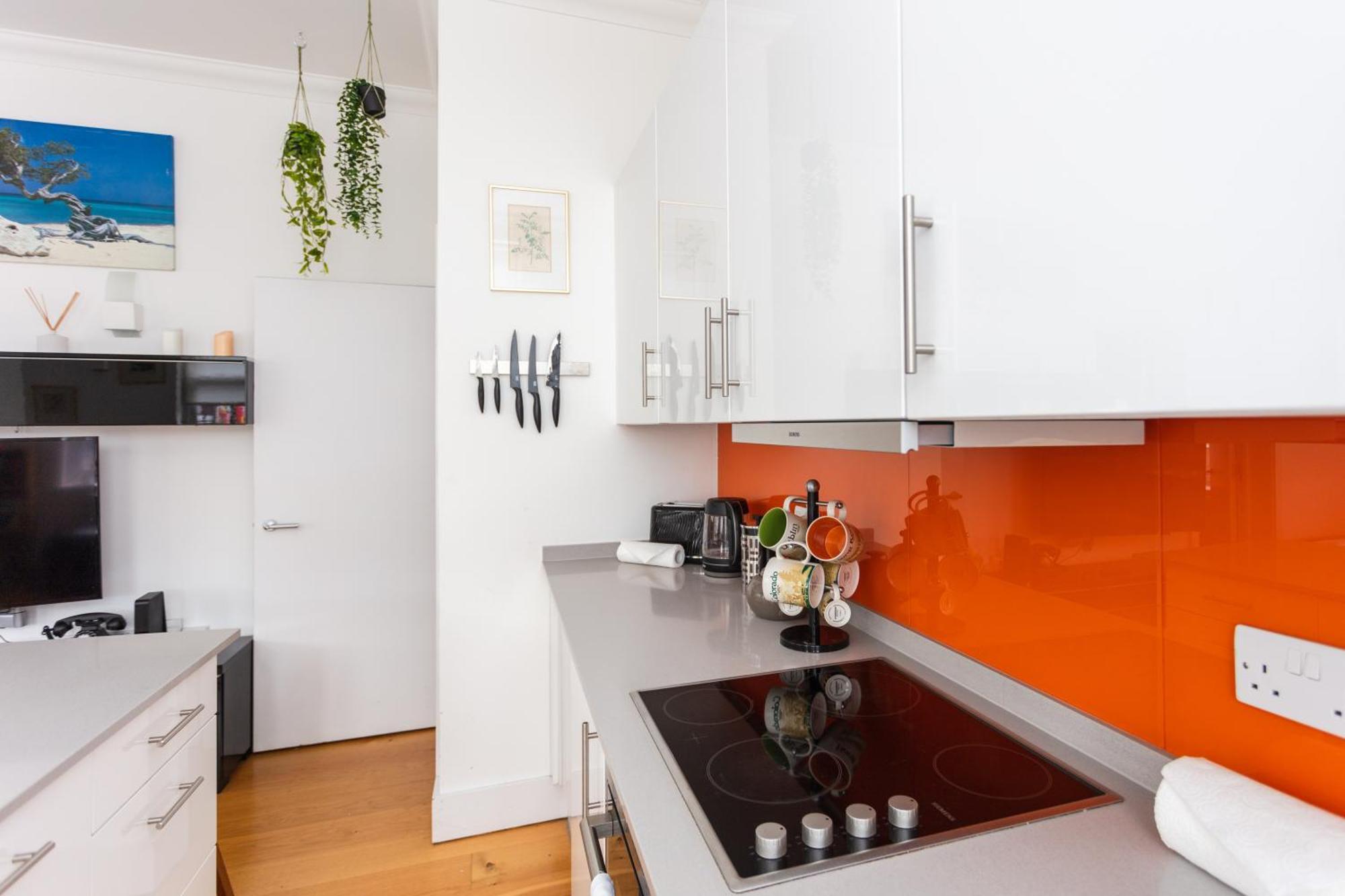 Homely 1 Bedroom In The Heart Of Vibrant Camden *