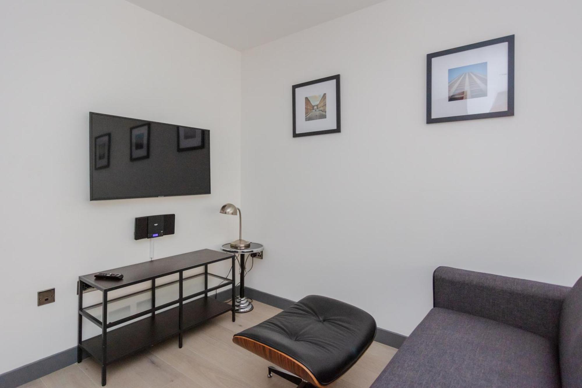 Stylish 1 Bedroom In Holborn In A Great Location Appartement Londen