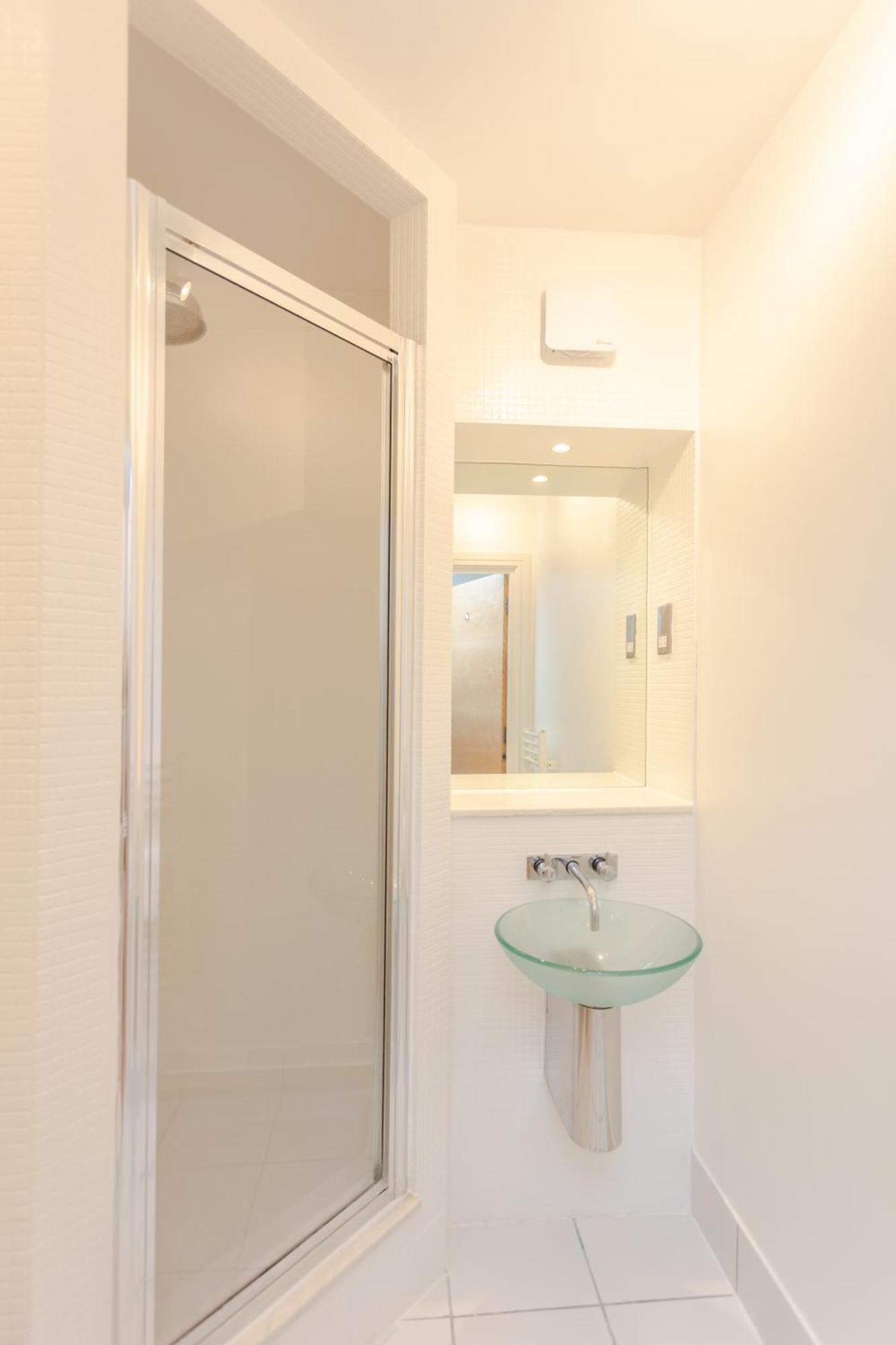 Spacious 2 Bedroom Flat On Bermondsey St Londres