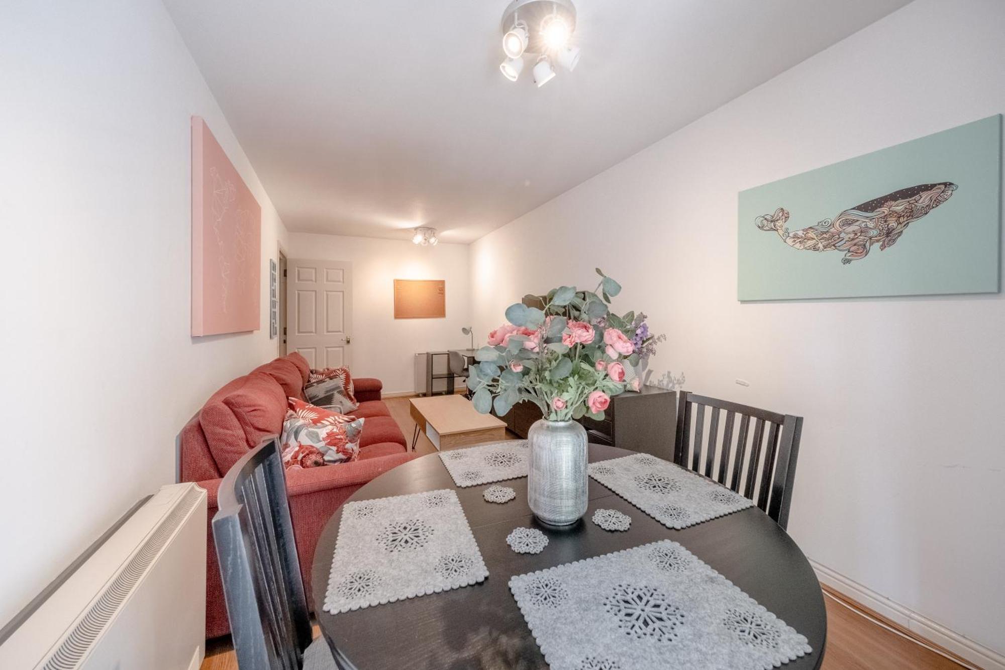 Bright 1 Bedroom Flat In Kensington Olympia * Londres
