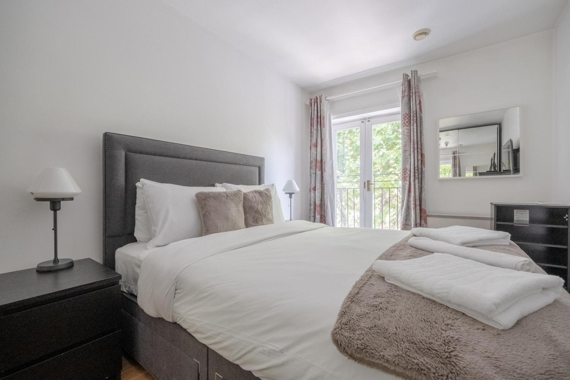 Bright 1 Bedroom Flat In Kensington Olympia Appartement *