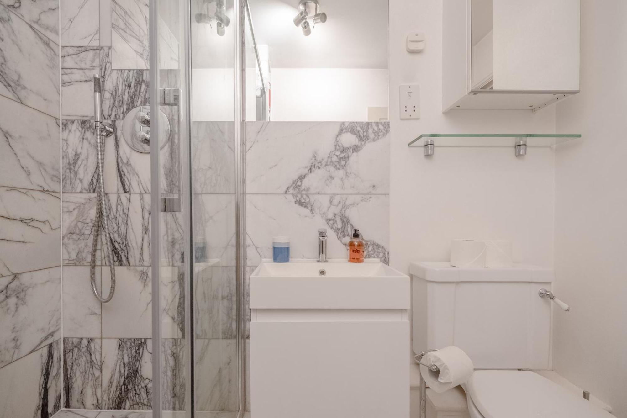 Bright 1 Bedroom Flat In Kensington Olympia Londres