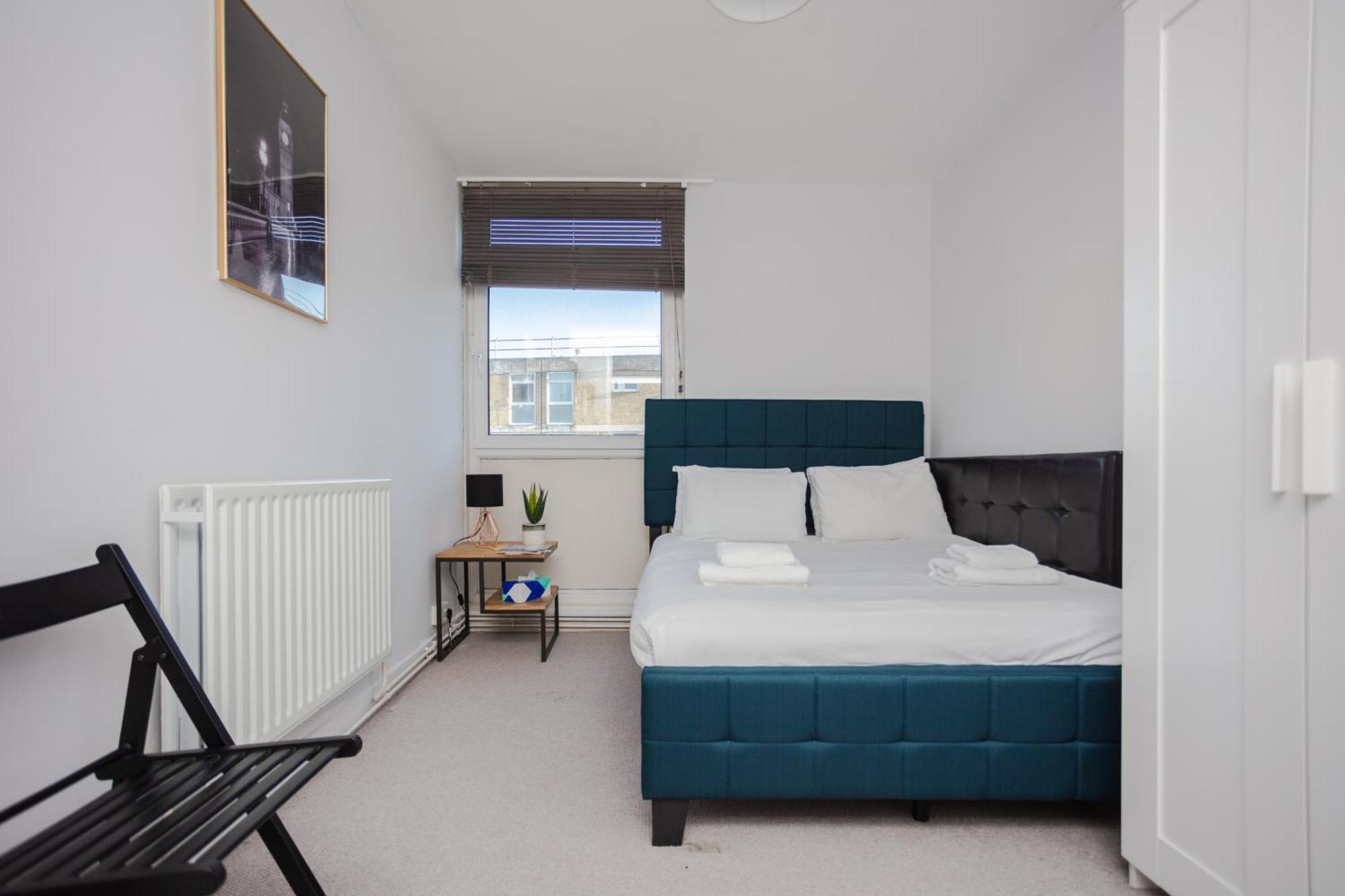 Spacious 3 Bedroom Flat In The Heart Of Shoreditch Londen