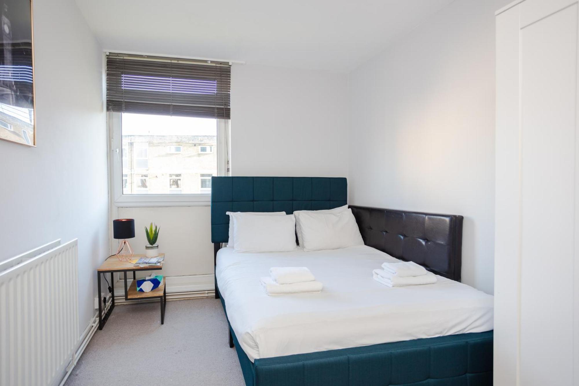 Spacious 3 Bedroom Flat In The Heart Of Shoreditch *