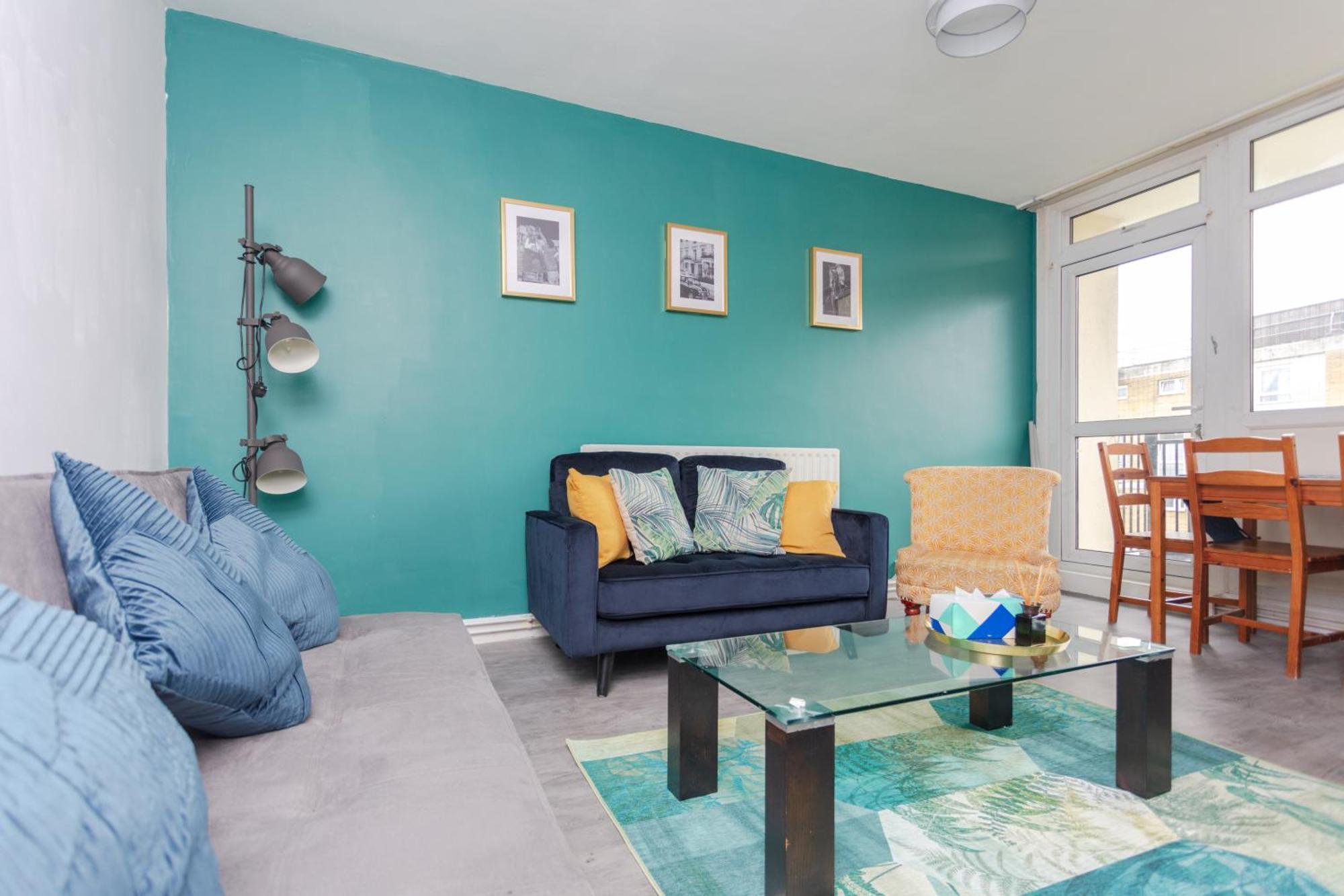 Spacious 3 Bedroom Flat In The Heart Of Shoreditch Londen