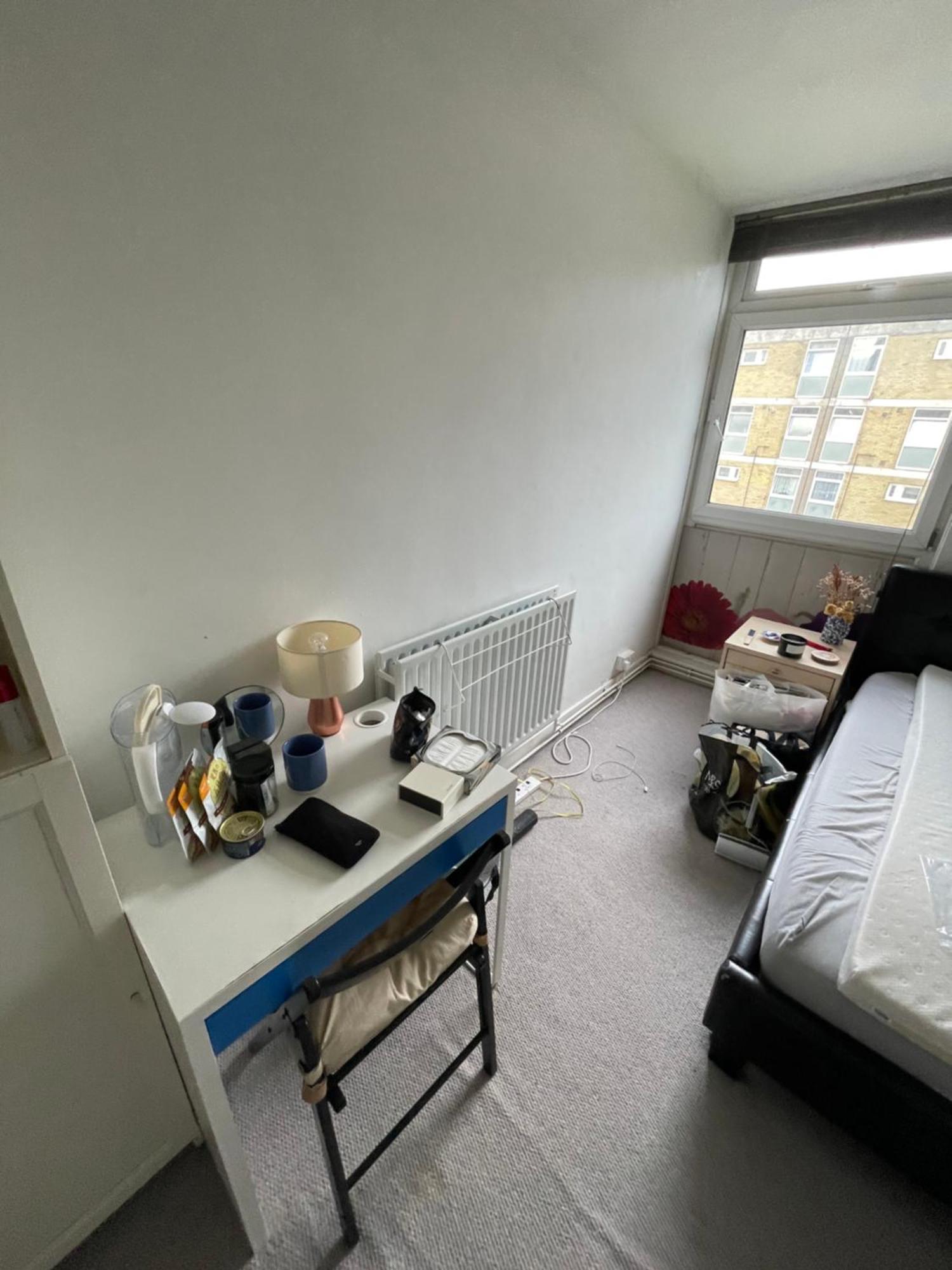 Spacious 3 Bedroom Flat In The Heart Of Shoreditch Londen
