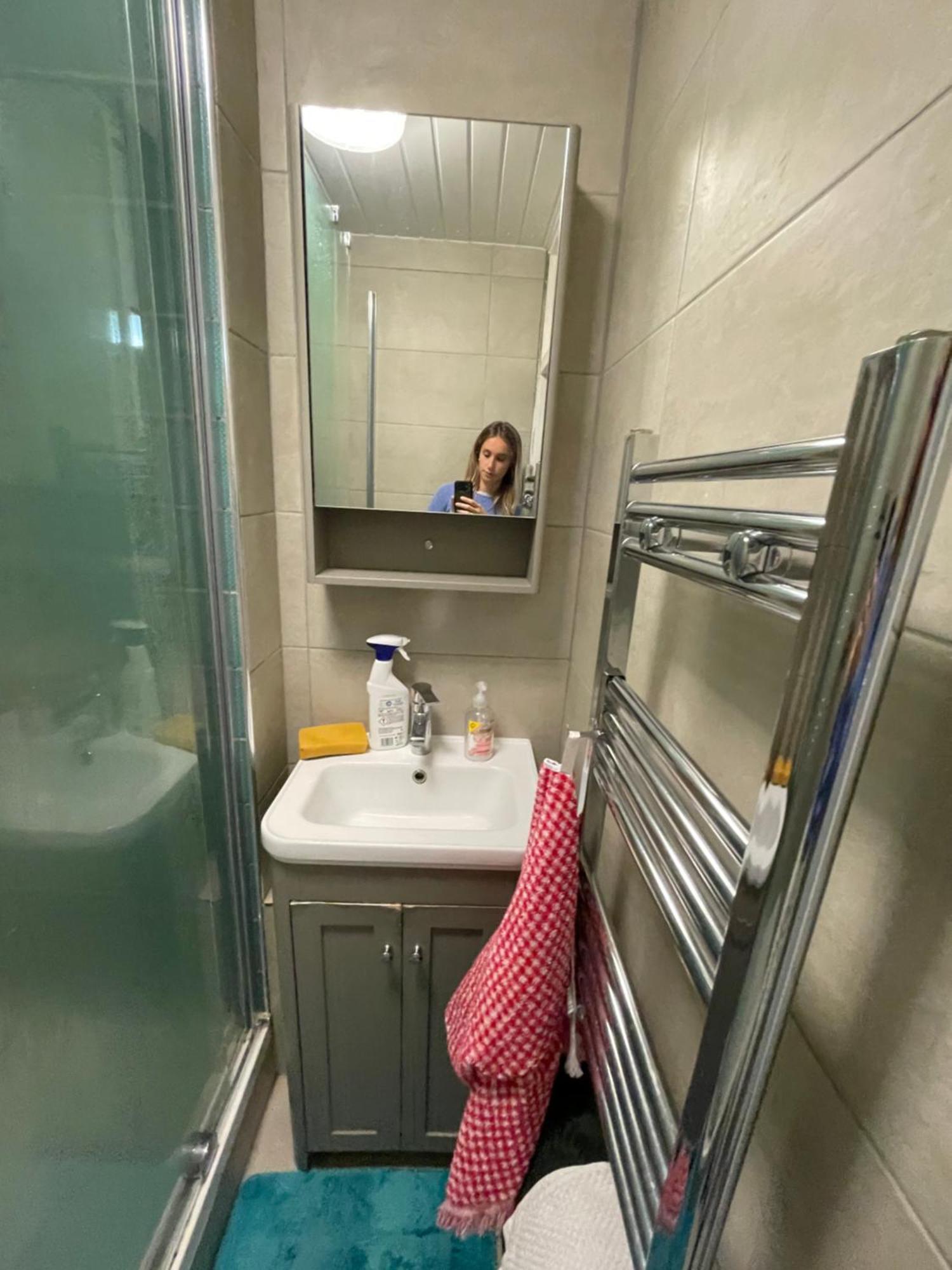 Spacious 3 Bedroom Flat In The Heart Of Shoreditch Appartement