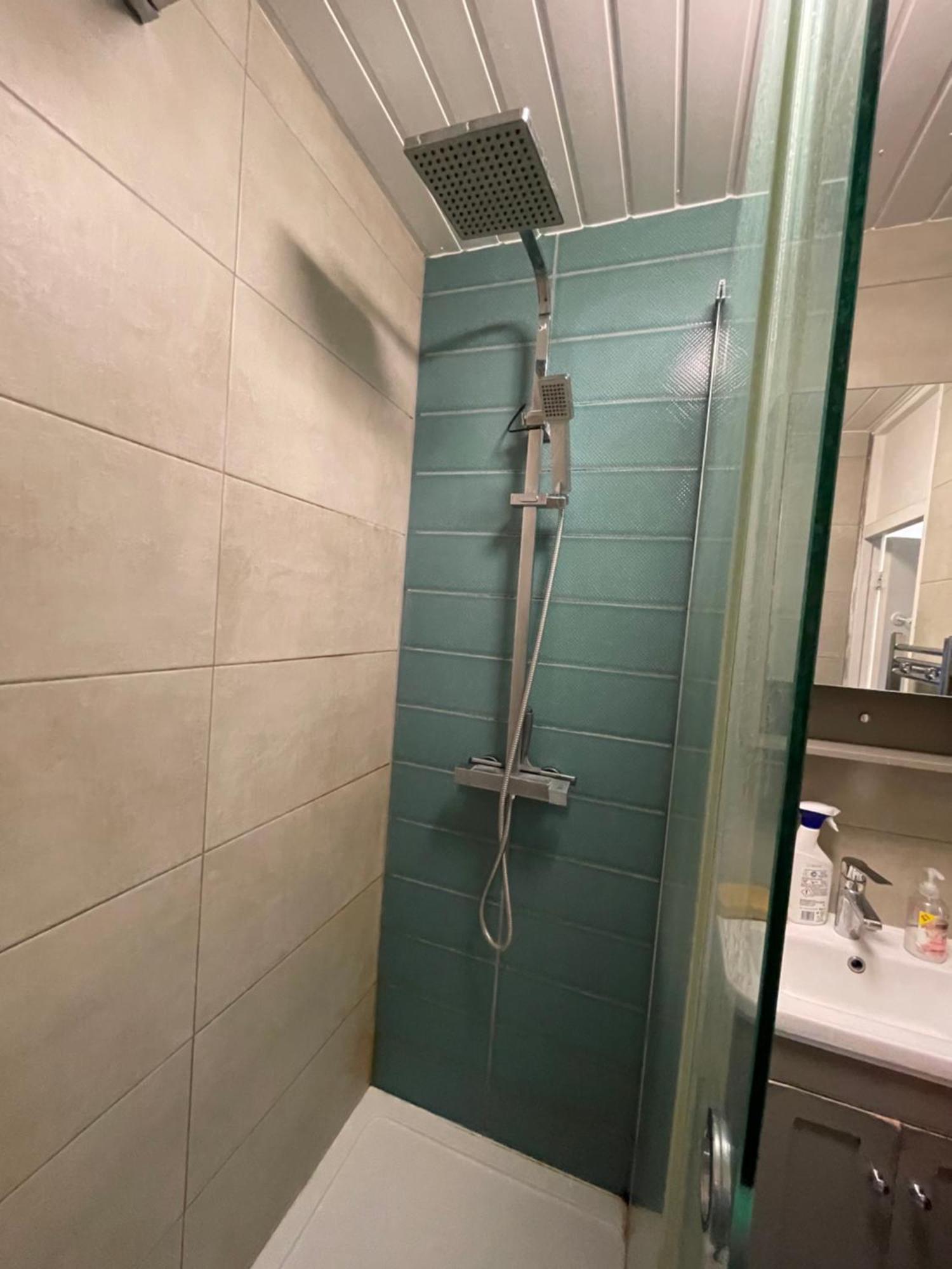 Spacious 3 Bedroom Flat In The Heart Of Shoreditch Appartement Londen