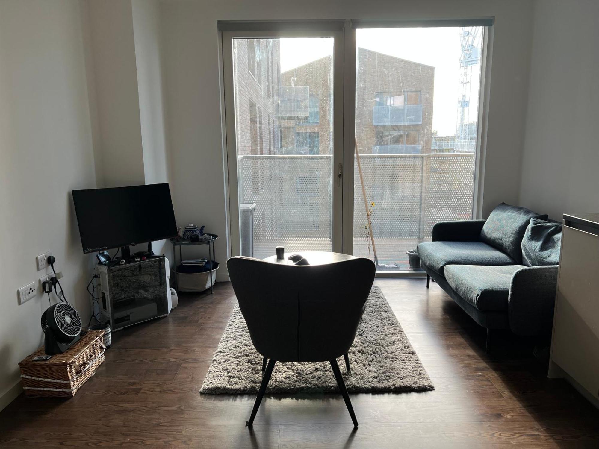 Modern 1 Bedroom With Balcony In Surrey Quays Londres