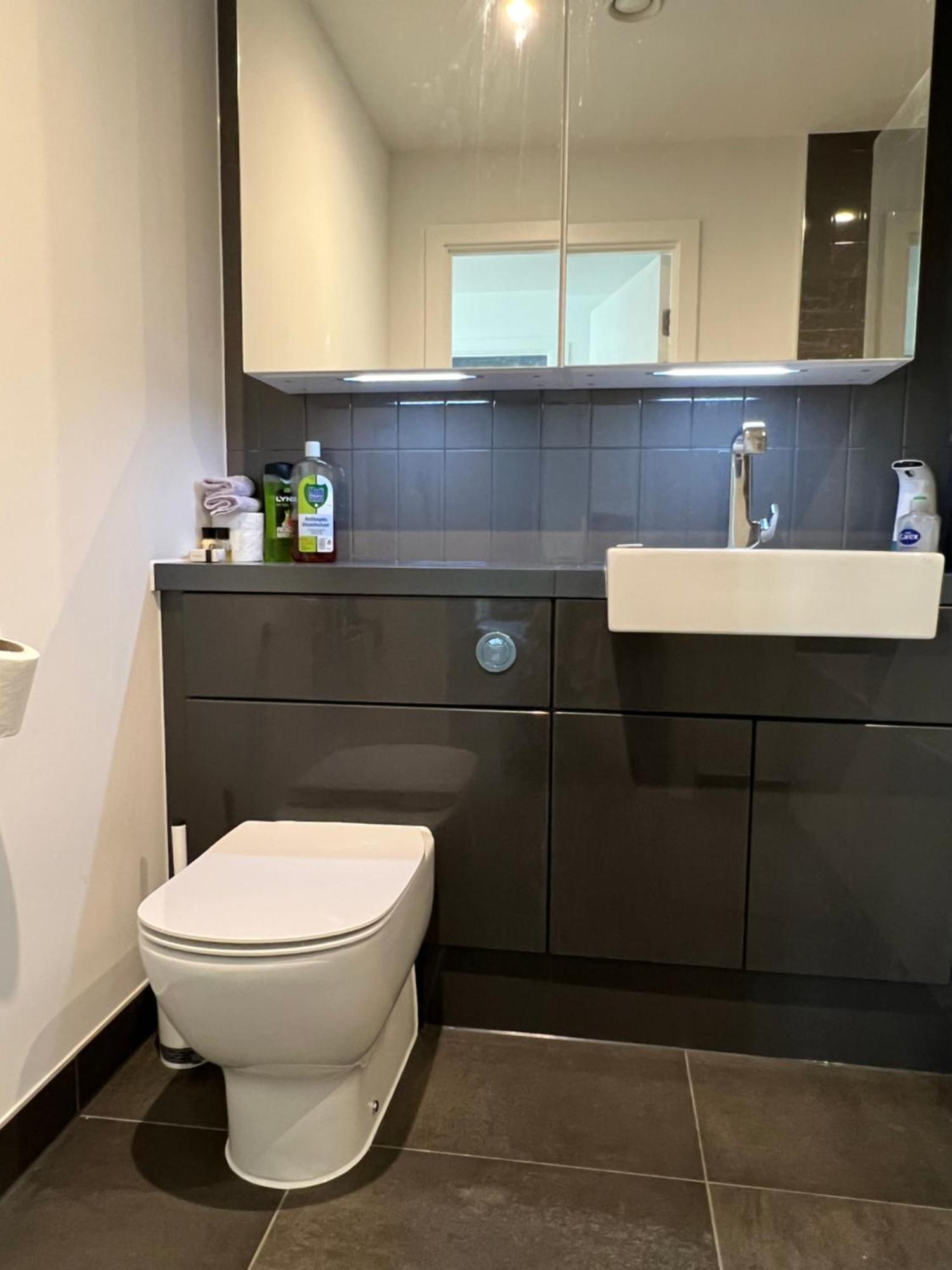 Apartamento Modern 1 Bedroom With Balcony In Surrey Quays *