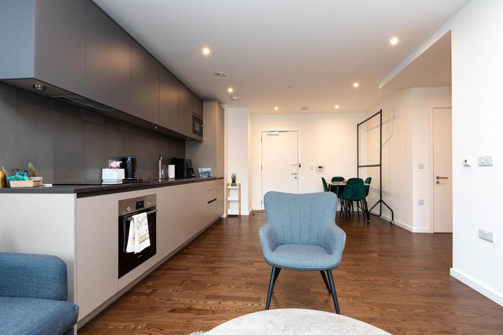 Modern 1 Bedroom With Balcony In Surrey Quays * Londres