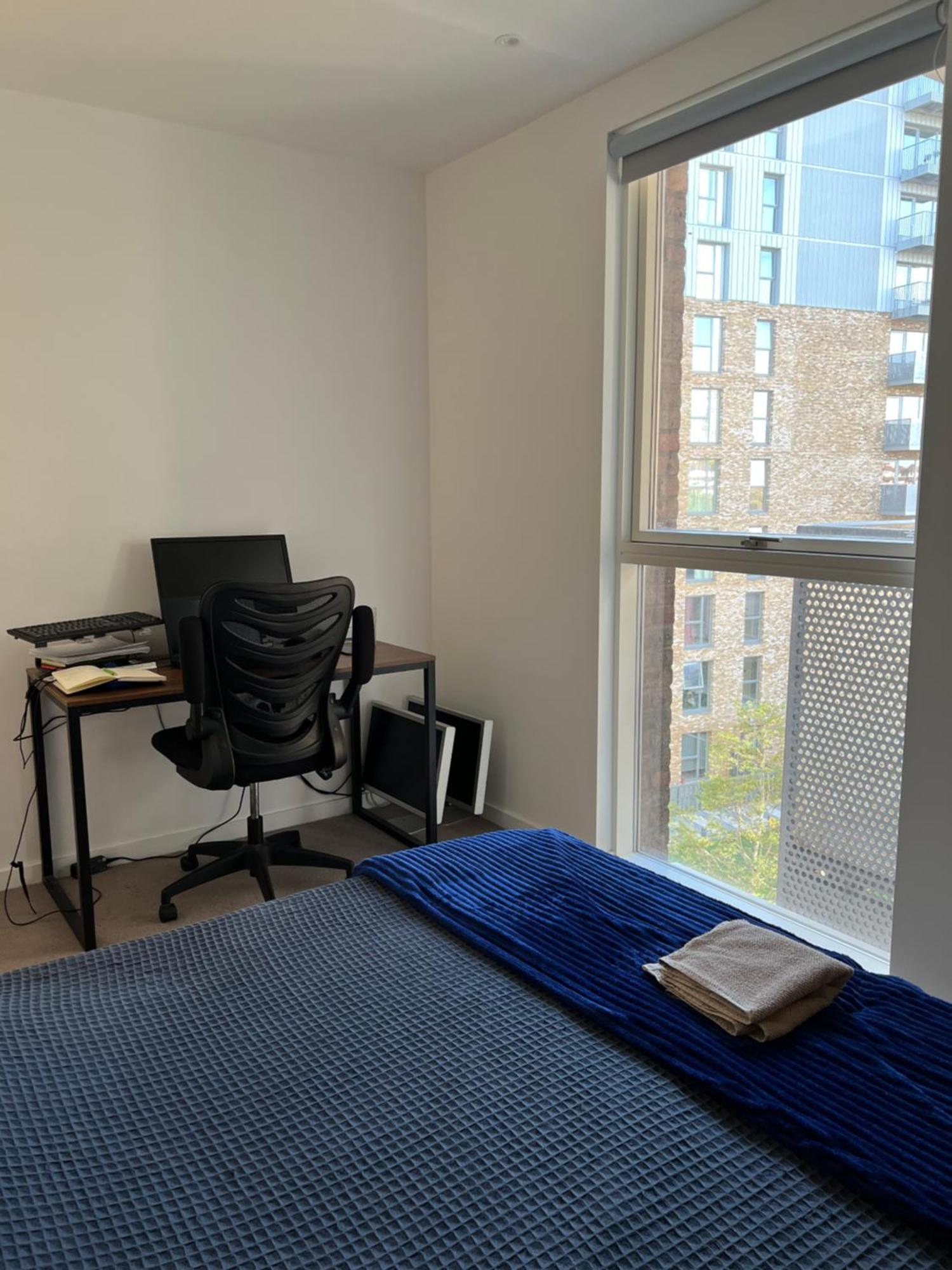 Modern 1 Bedroom With Balcony In Surrey Quays Apartamento Londres