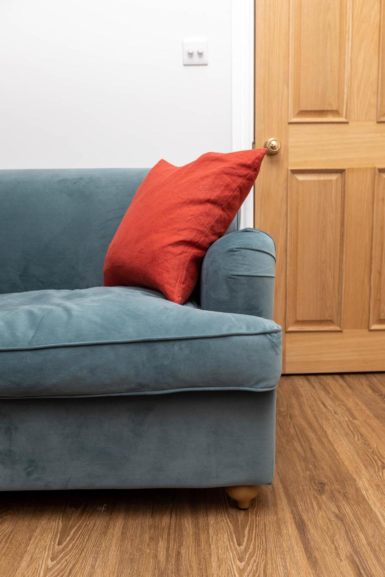 Homely 1 Bedroom In Fulham! Apartment