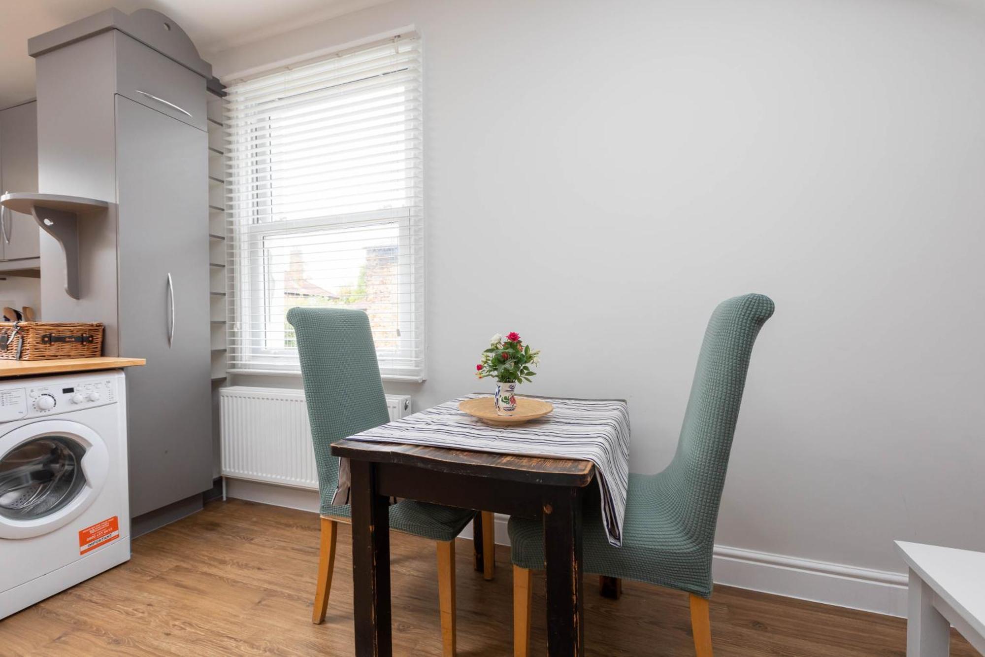 Homely 1 Bedroom In Fulham! * London