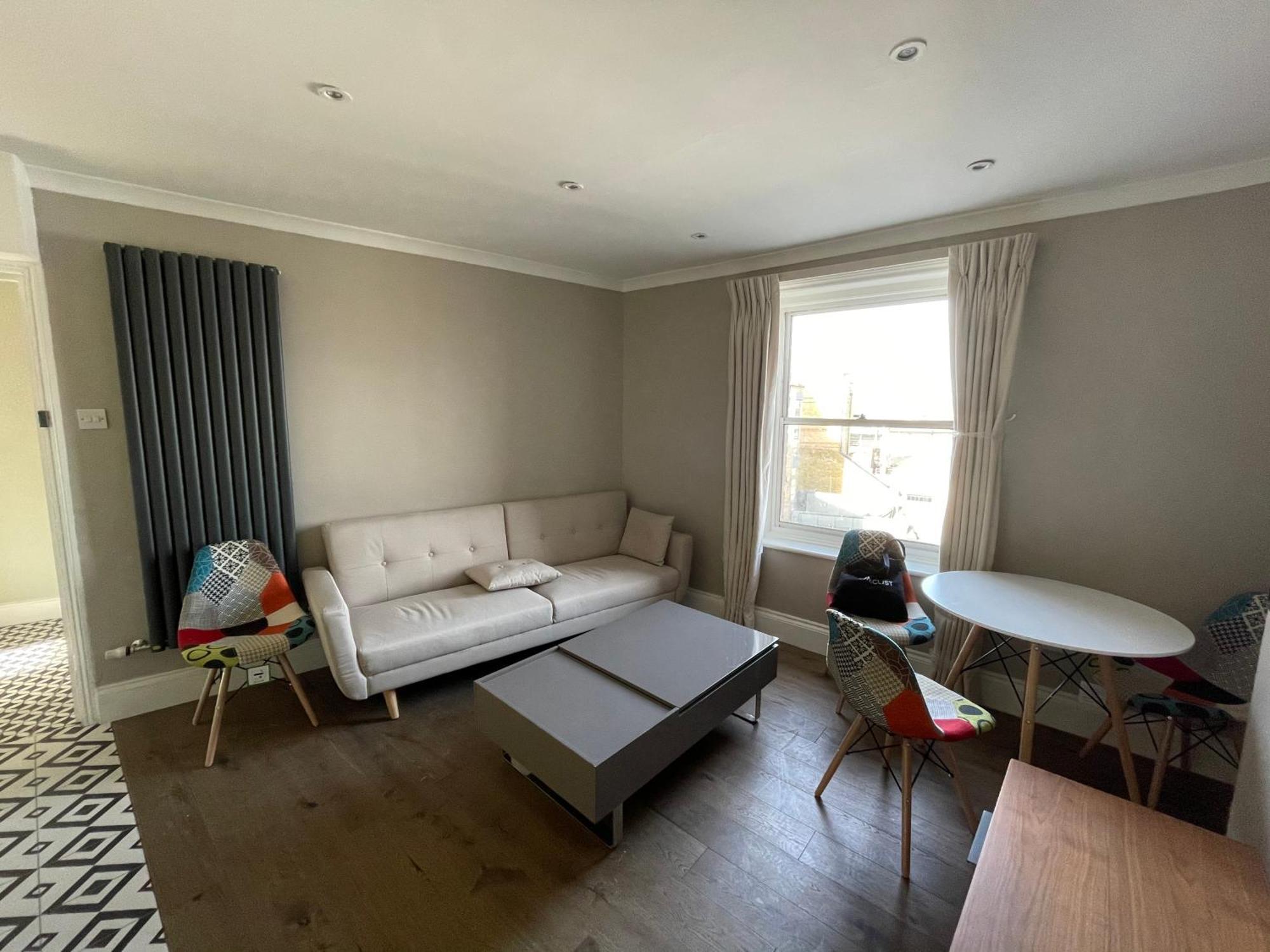 Apartamento Spacious & Pristine 2bd Flat - Balham Londres