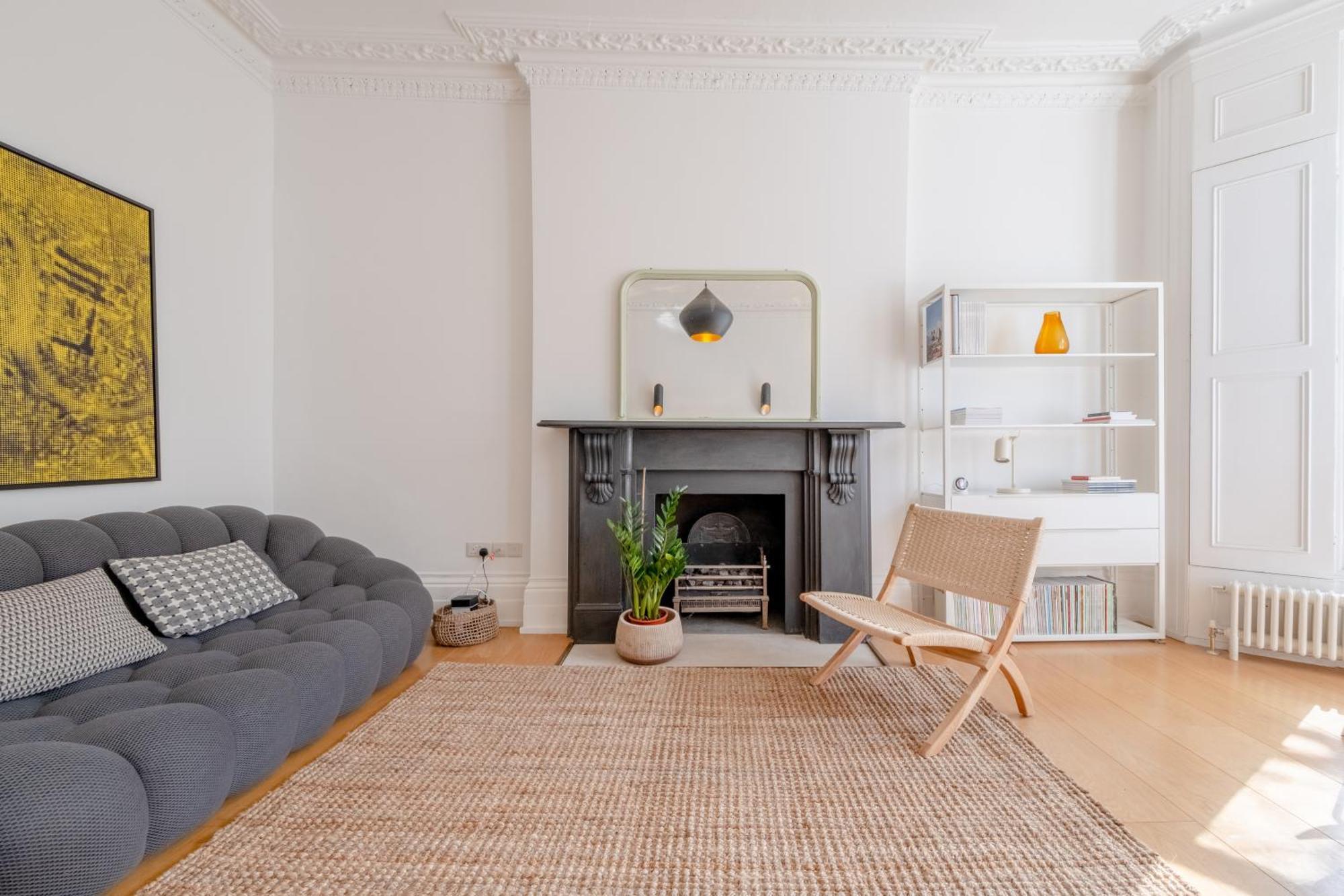 Apartment Stylish & Light Victorian 2bd Flat - Holland Park