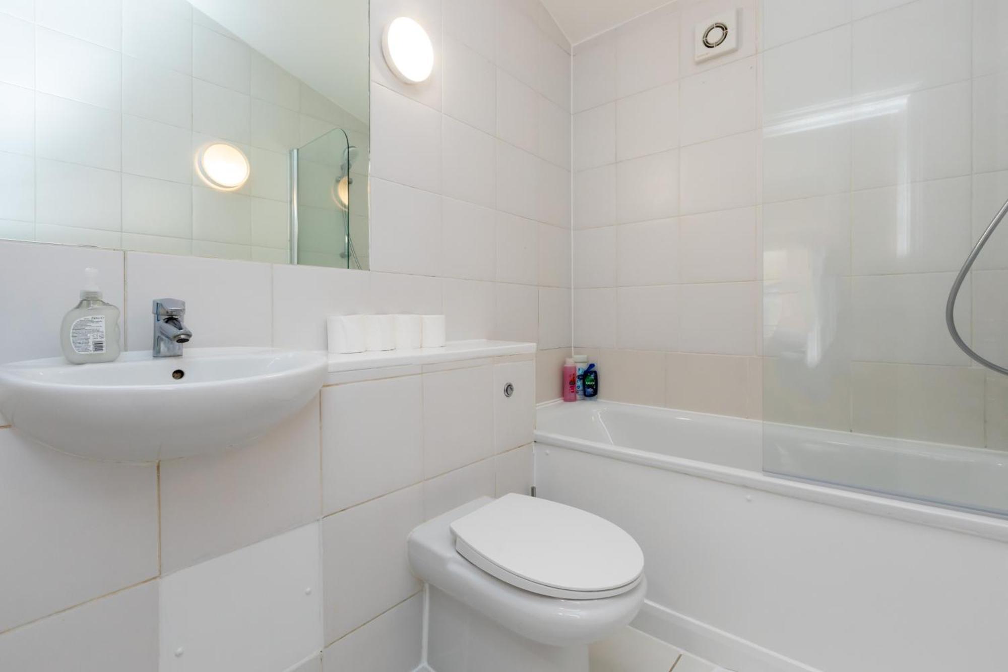Spaciously Renovated 2bd Flat - Camden Londres